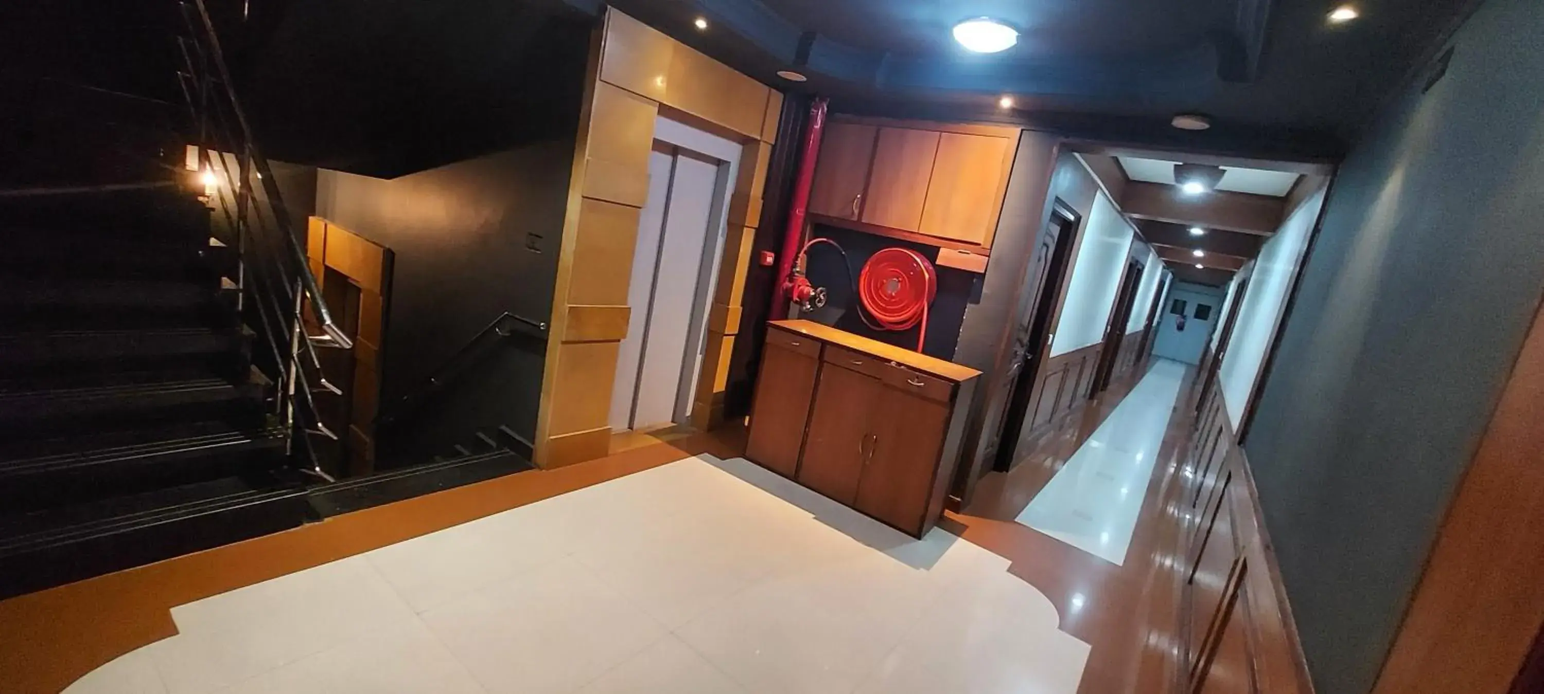 Property building, Bed in Hotel Kings Corner Property building, Bed in Hotel Kings Corner