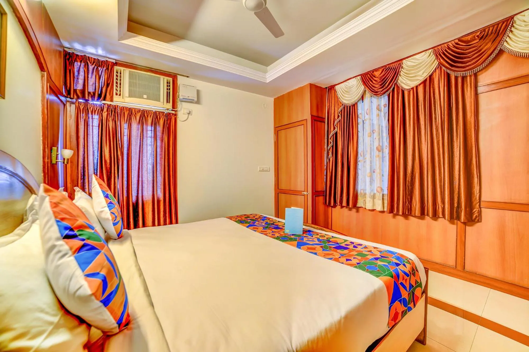 Bedroom, Bed in Hotel Kings Corner