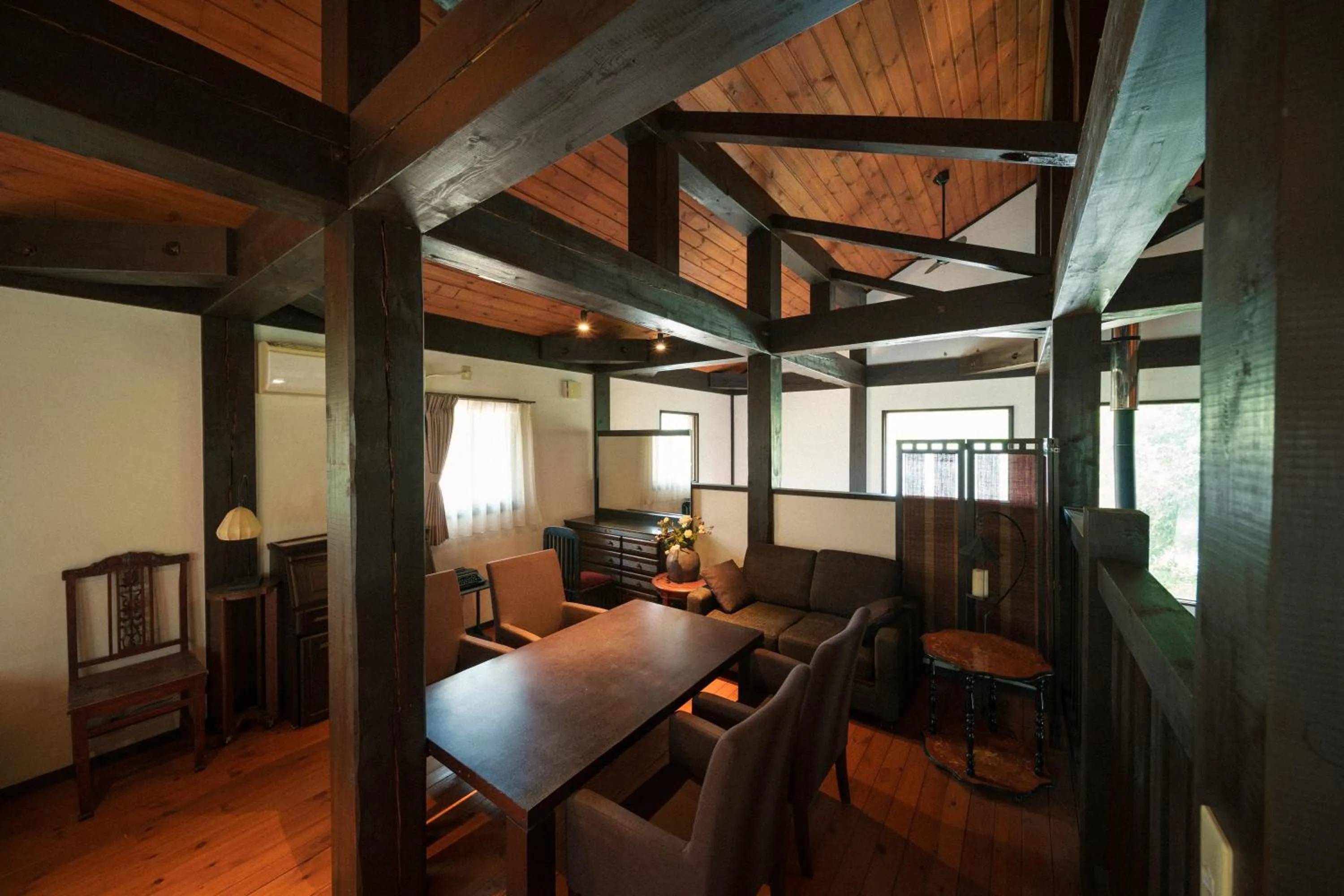 Photo of the whole room in 雅 -miyabi-