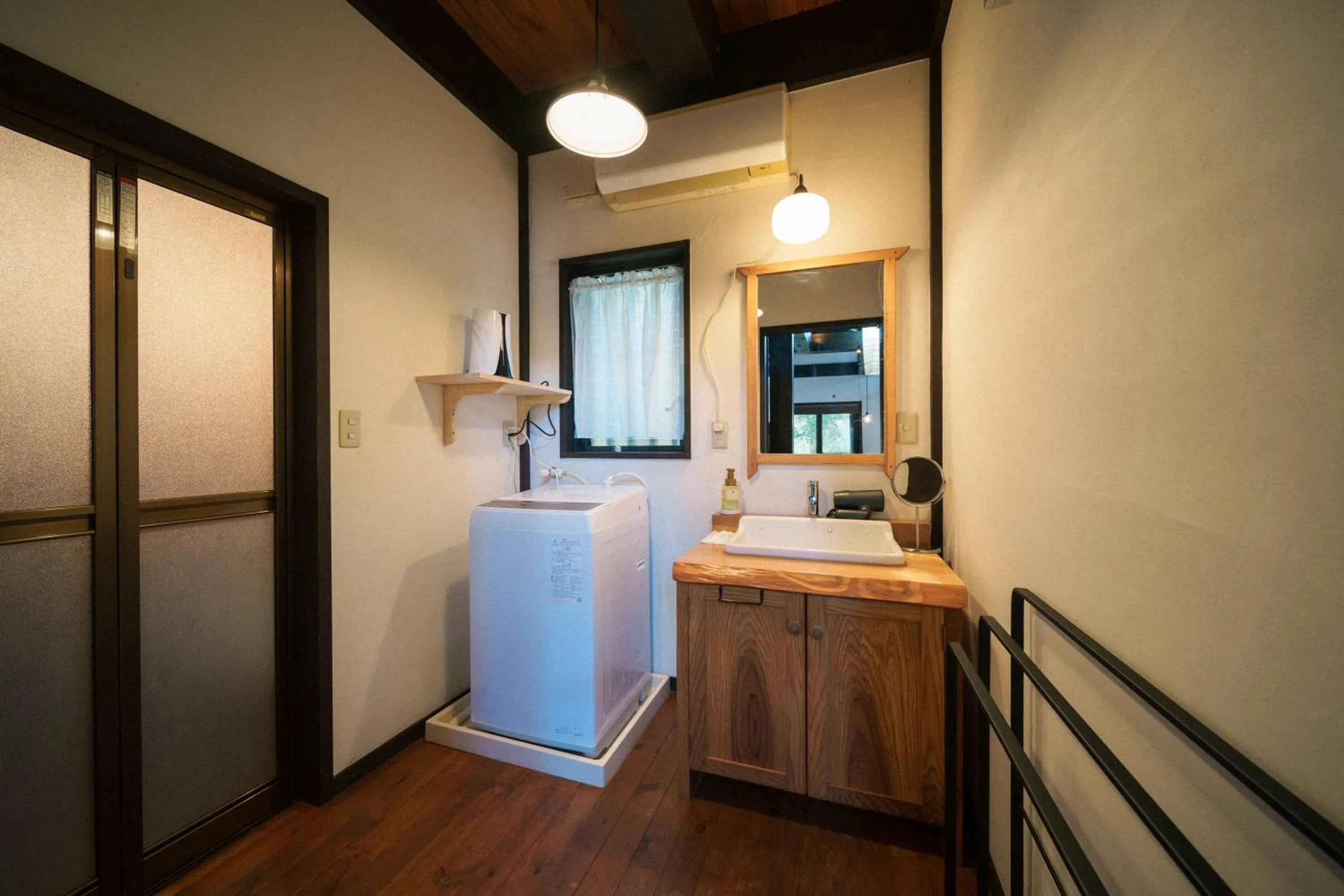 Photo of the whole room in 雅 -miyabi-