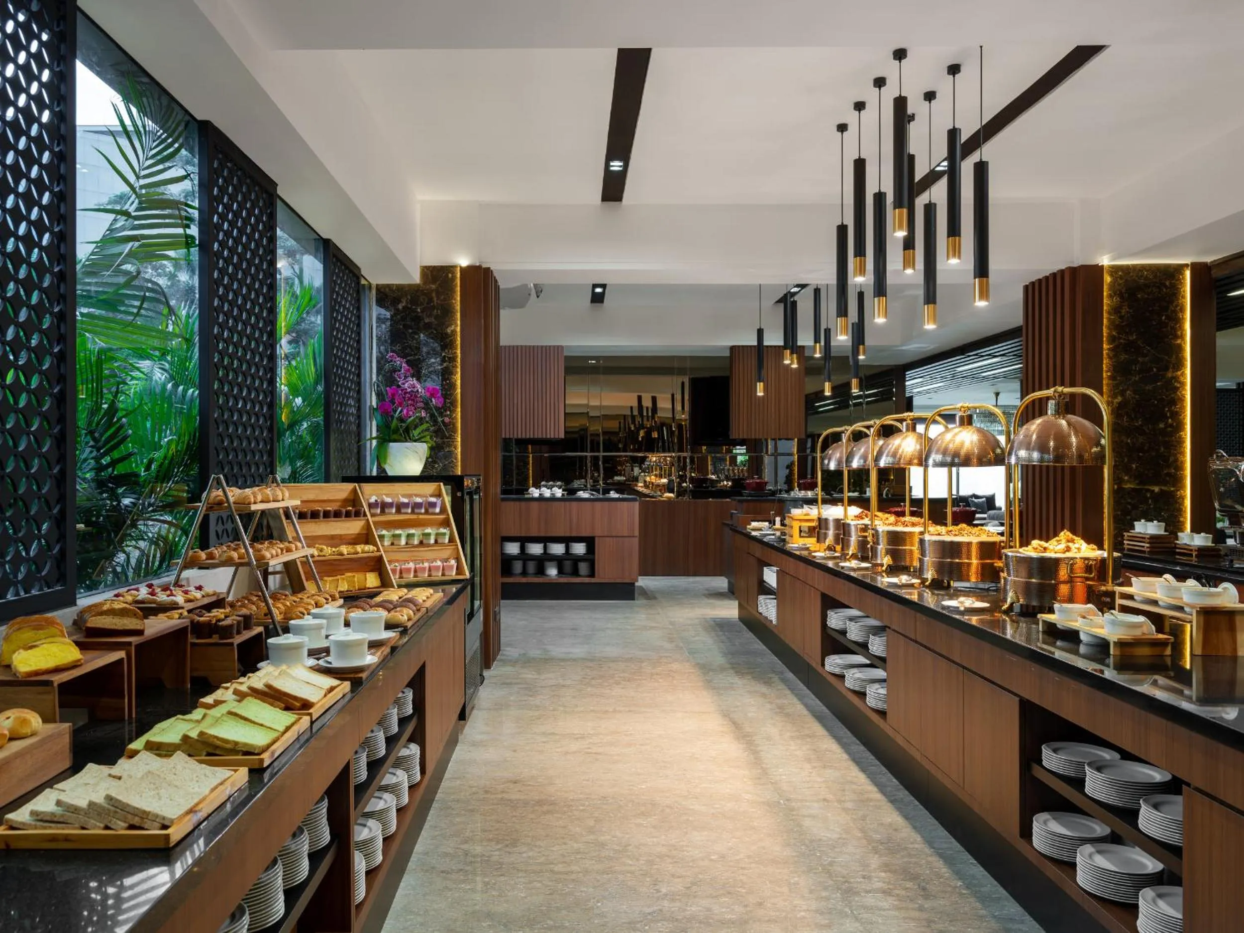 Restaurant/places to eat in Aston Gejayan Yogyakarta Hotel & Conference Center