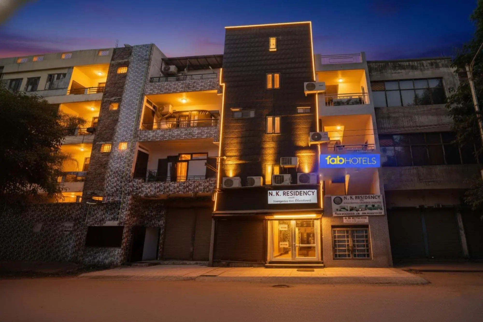 FabHotel NP International - Nehru Place Market FabHotel NP International - Nehru Place Market