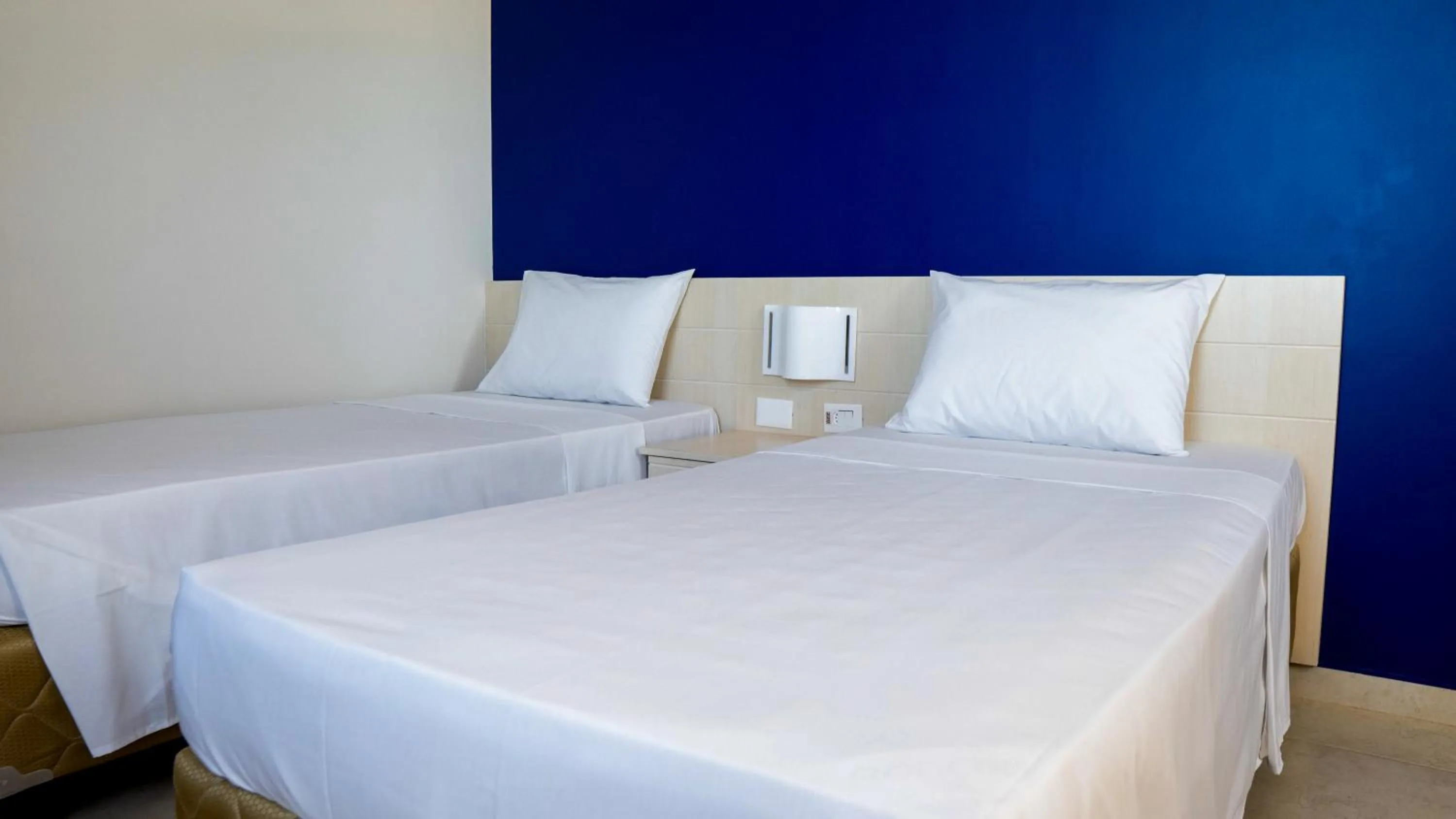 Bedroom, Bed in Ibis Styles Macaé