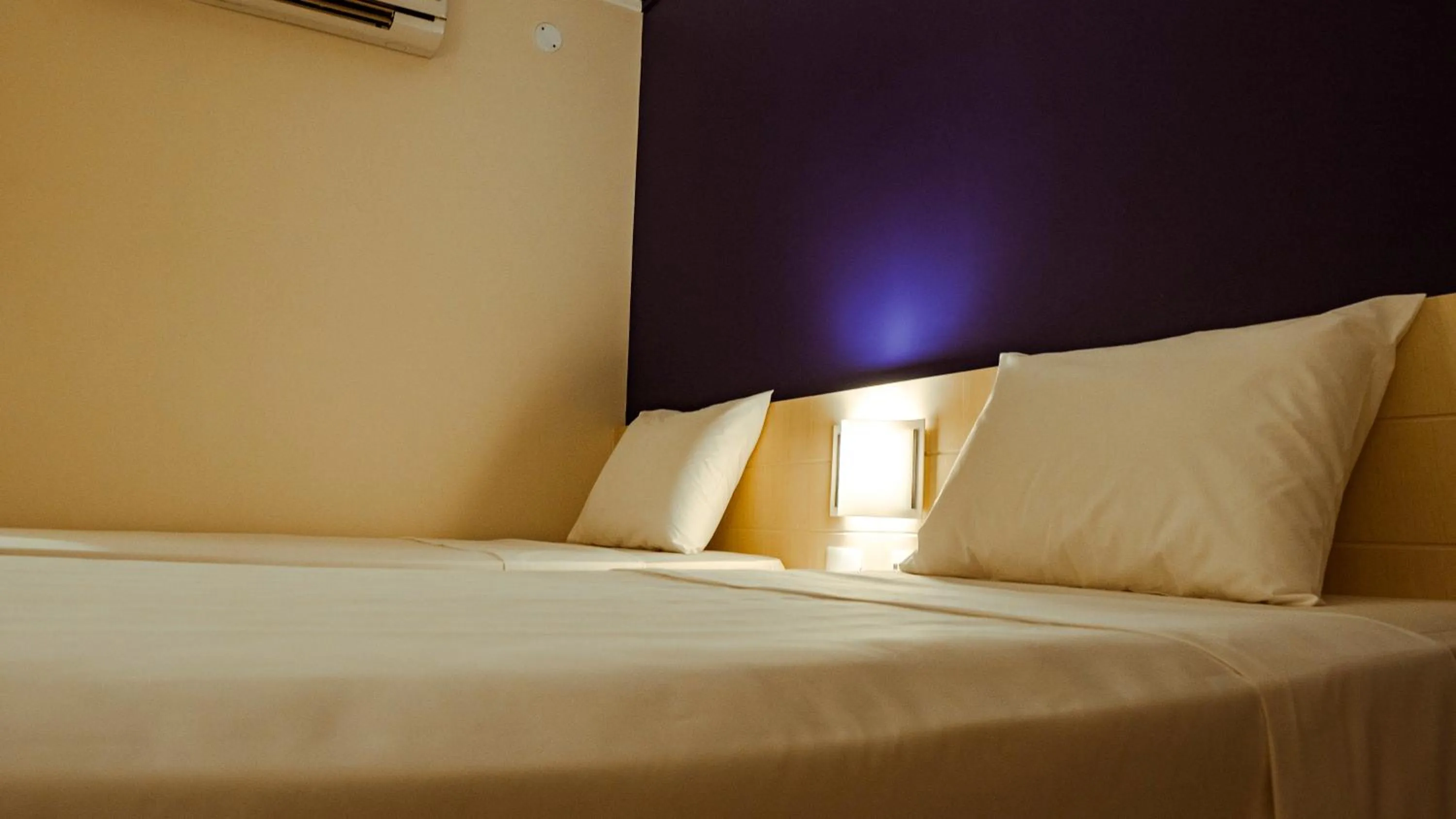 Bedroom, Bed in Ibis Styles Macaé