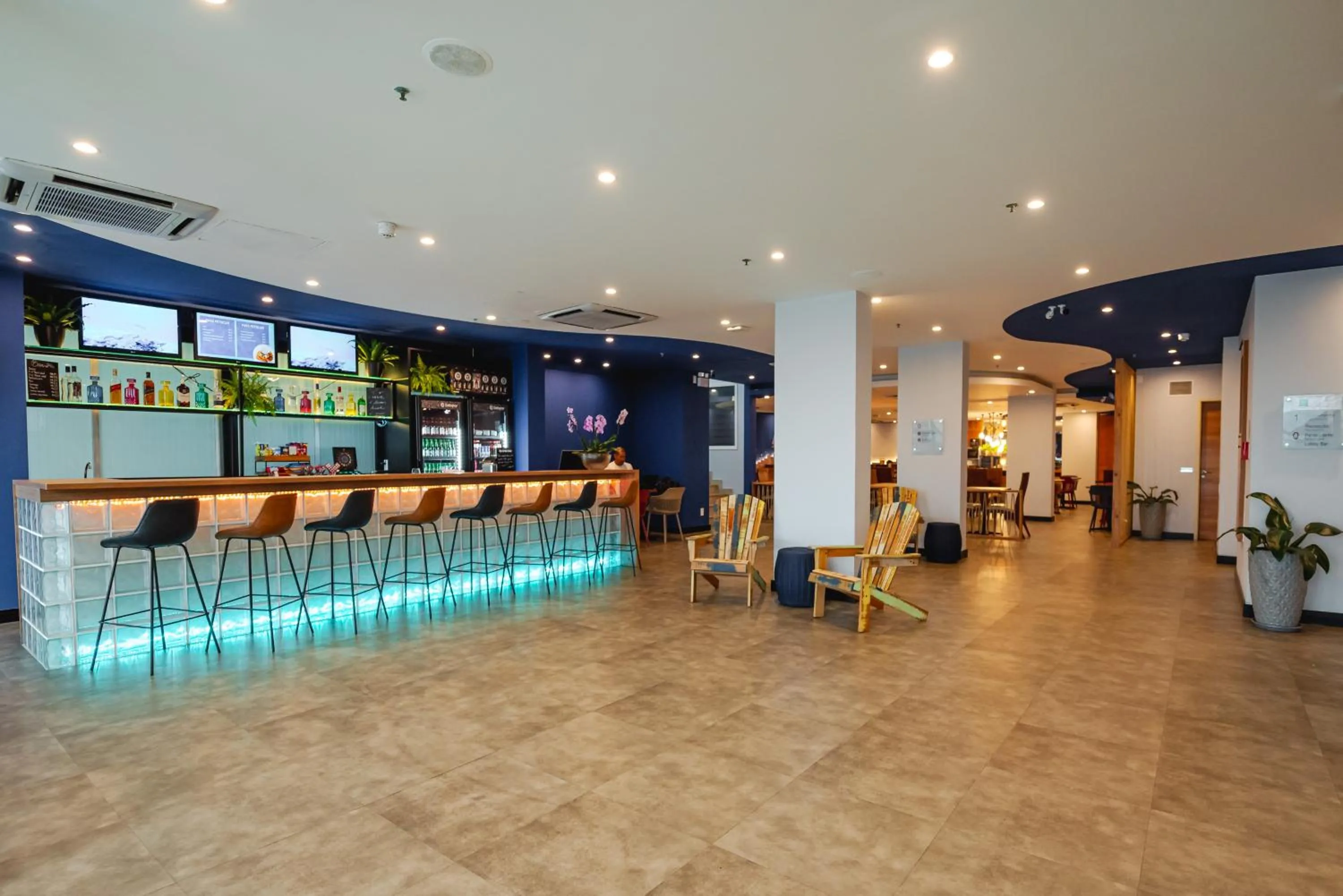 Restaurant/places to eat in Ibis Styles Macaé