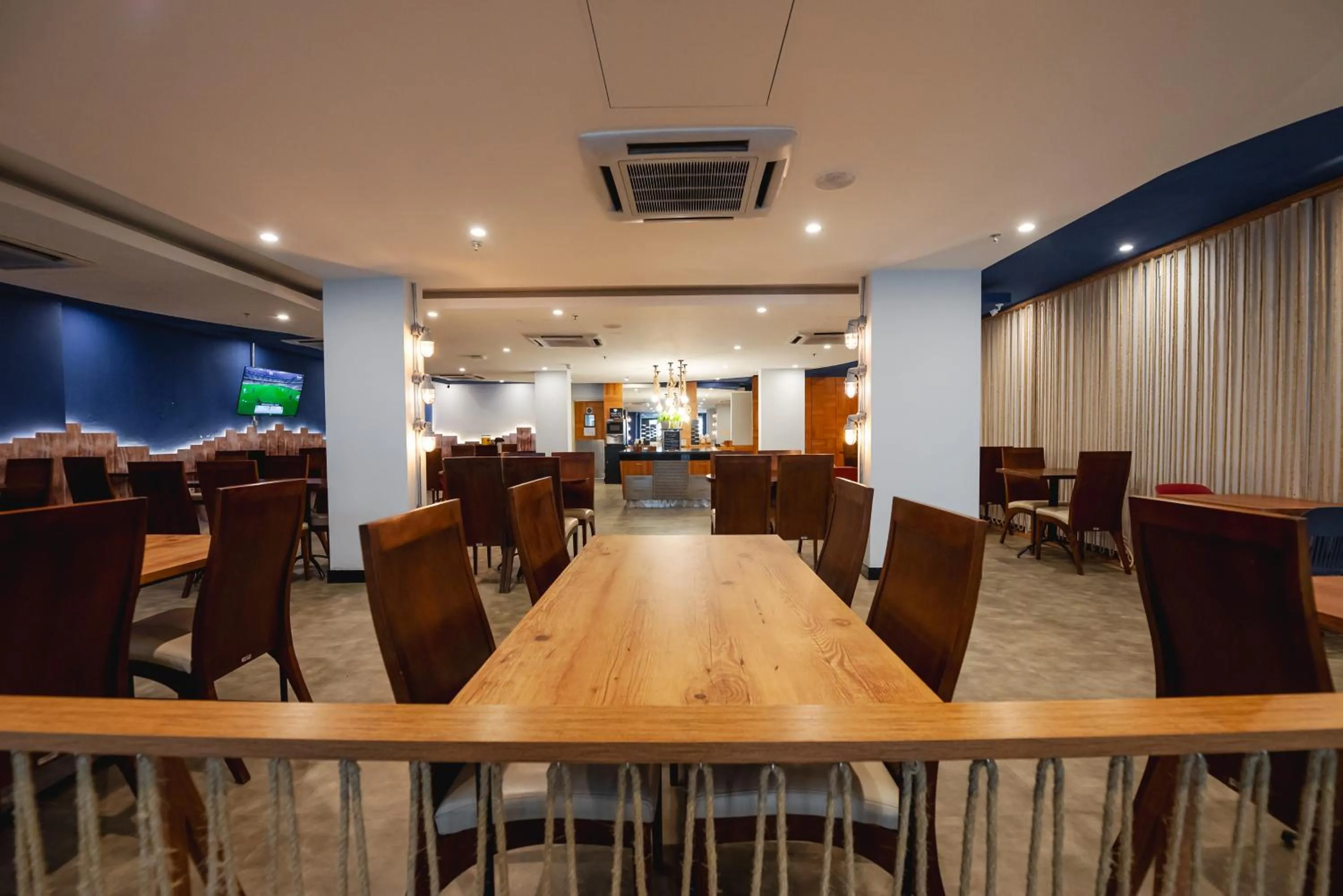 Restaurant/places to eat in Ibis Styles Macaé