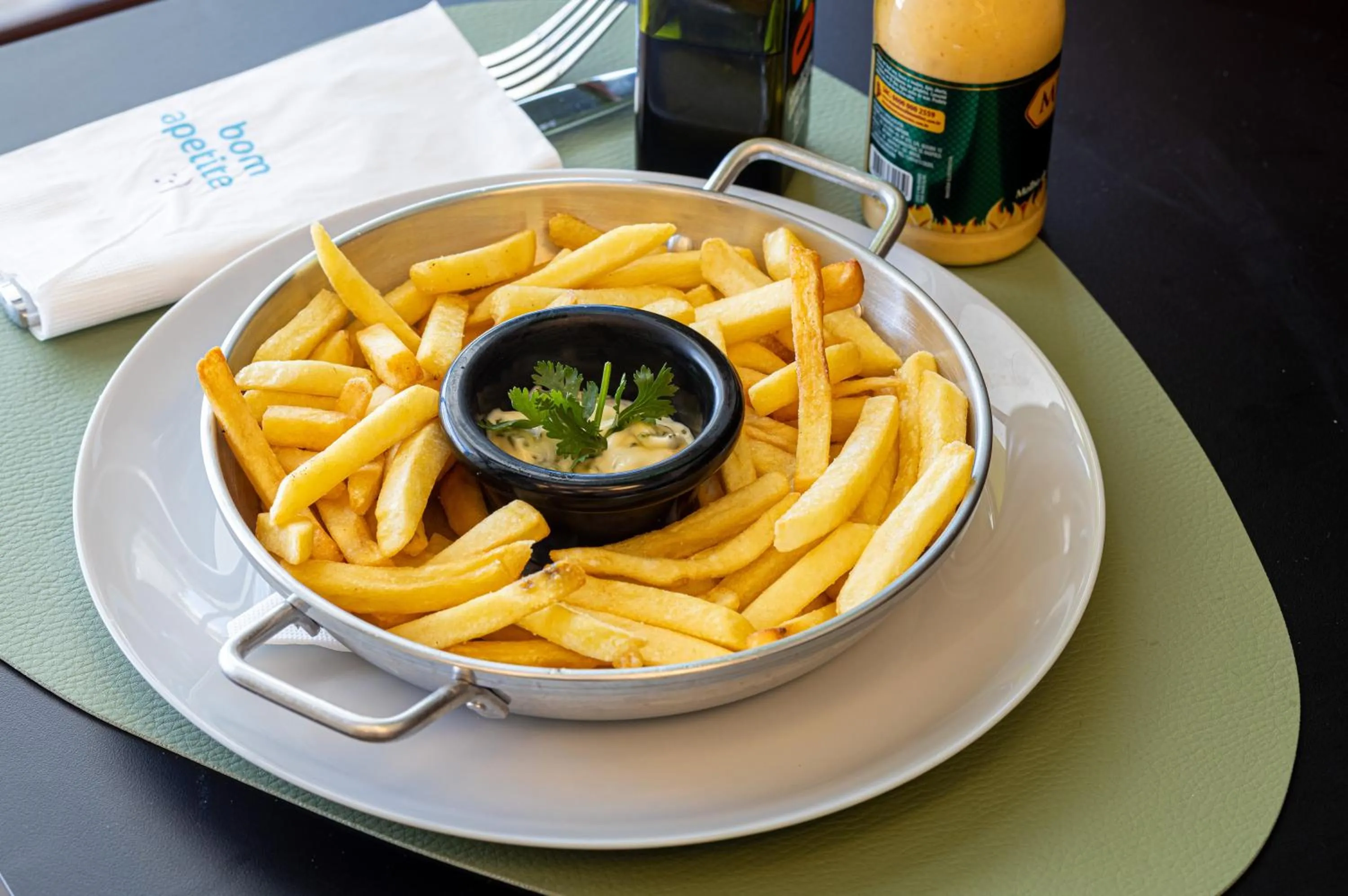 Restaurant/places to eat in ibis Styles Fortaleza Shopping Giga Mall