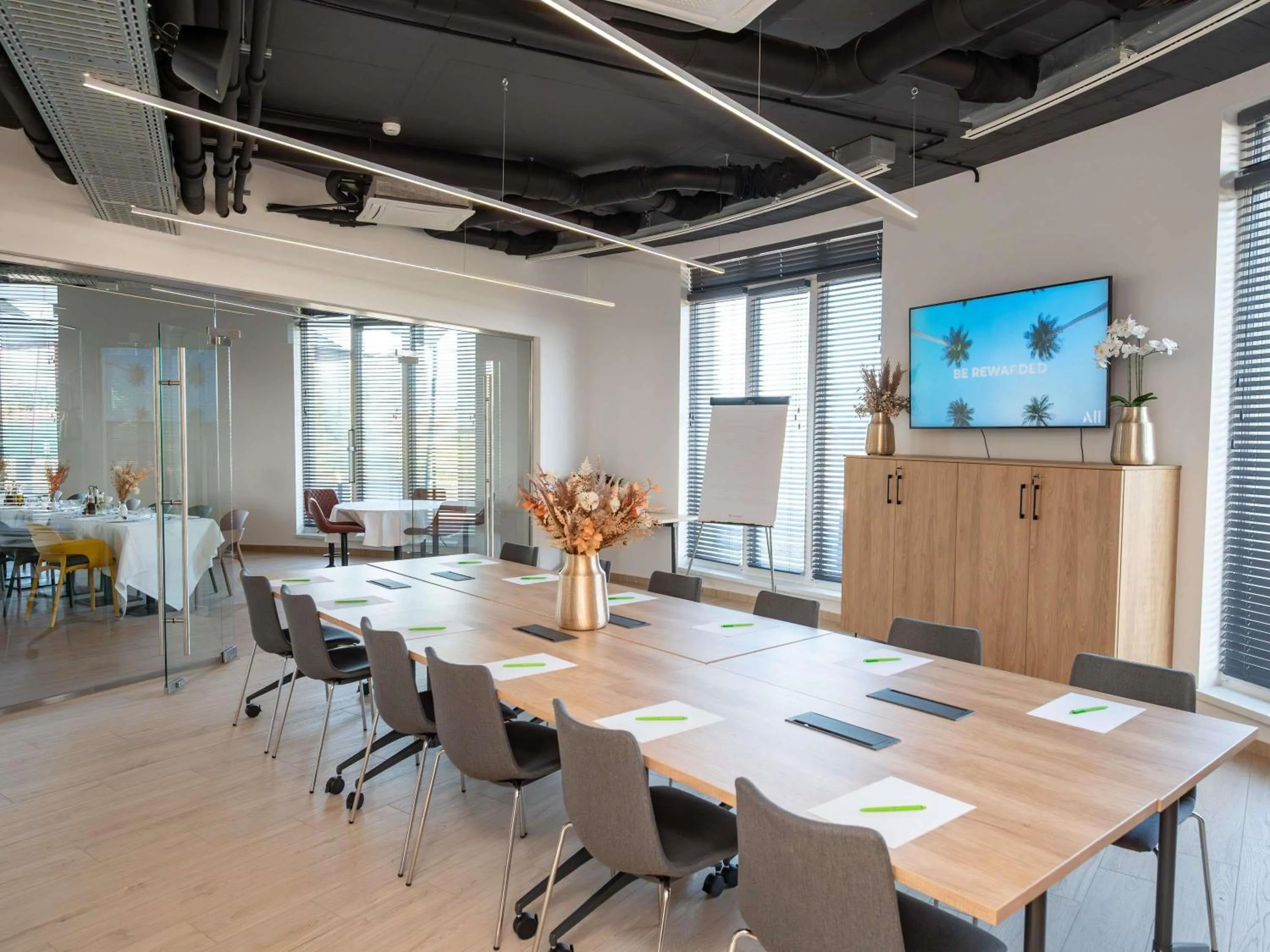 Meeting/conference room in ibis Styles Debrecen Airport