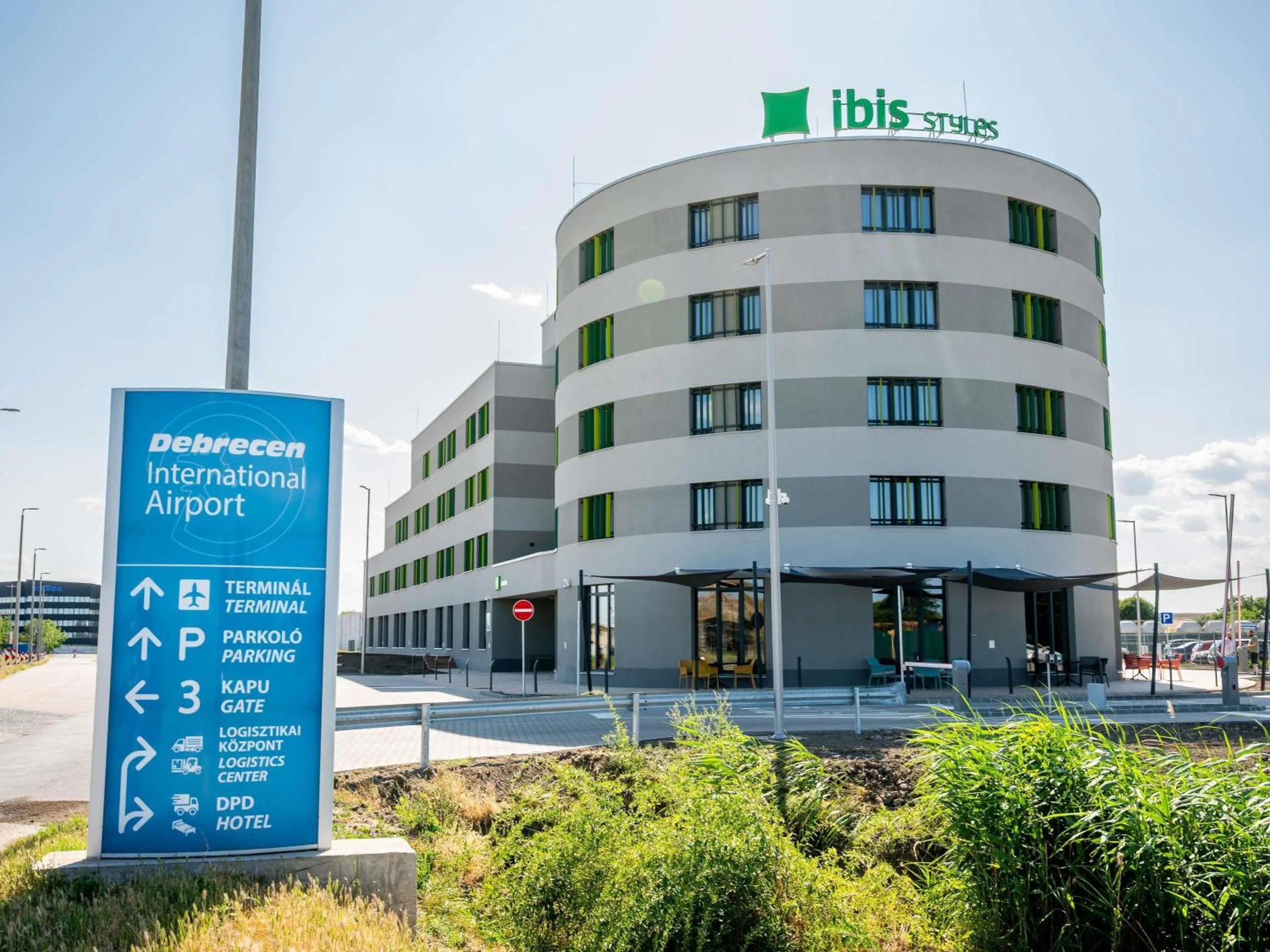 Property building in ibis Styles Debrecen Airport