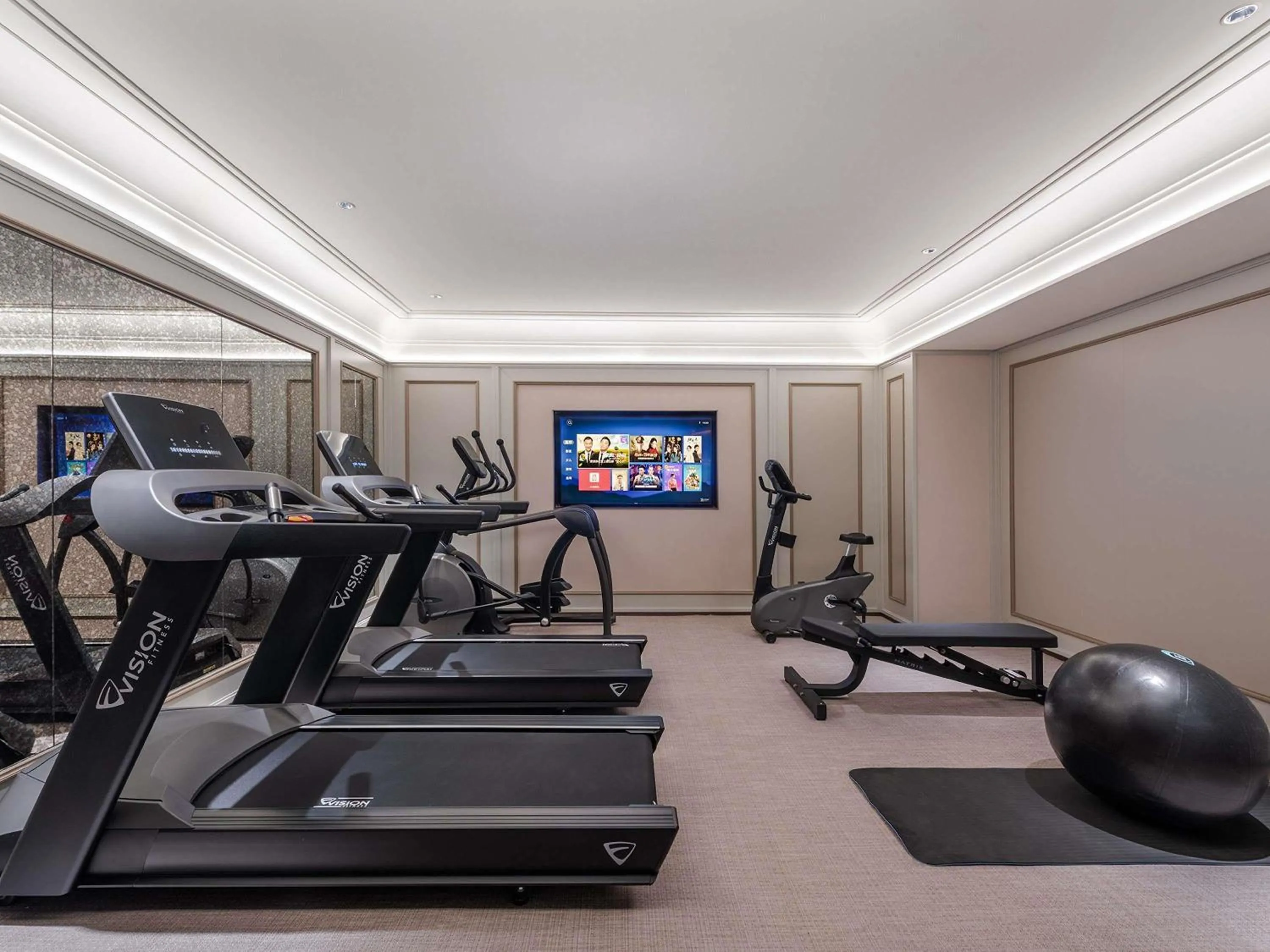 Fitness centre/facilities in Mercure Ningbo Yinzhou