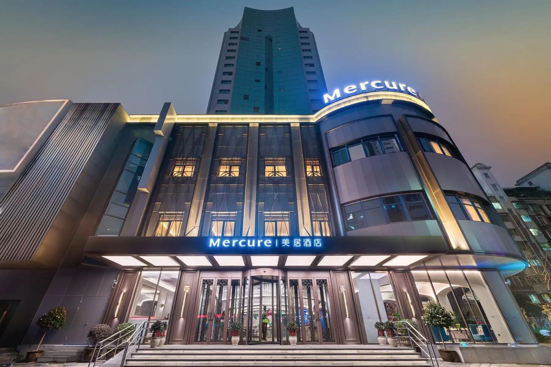 Property building in Mercure Ningbo Yinzhou
