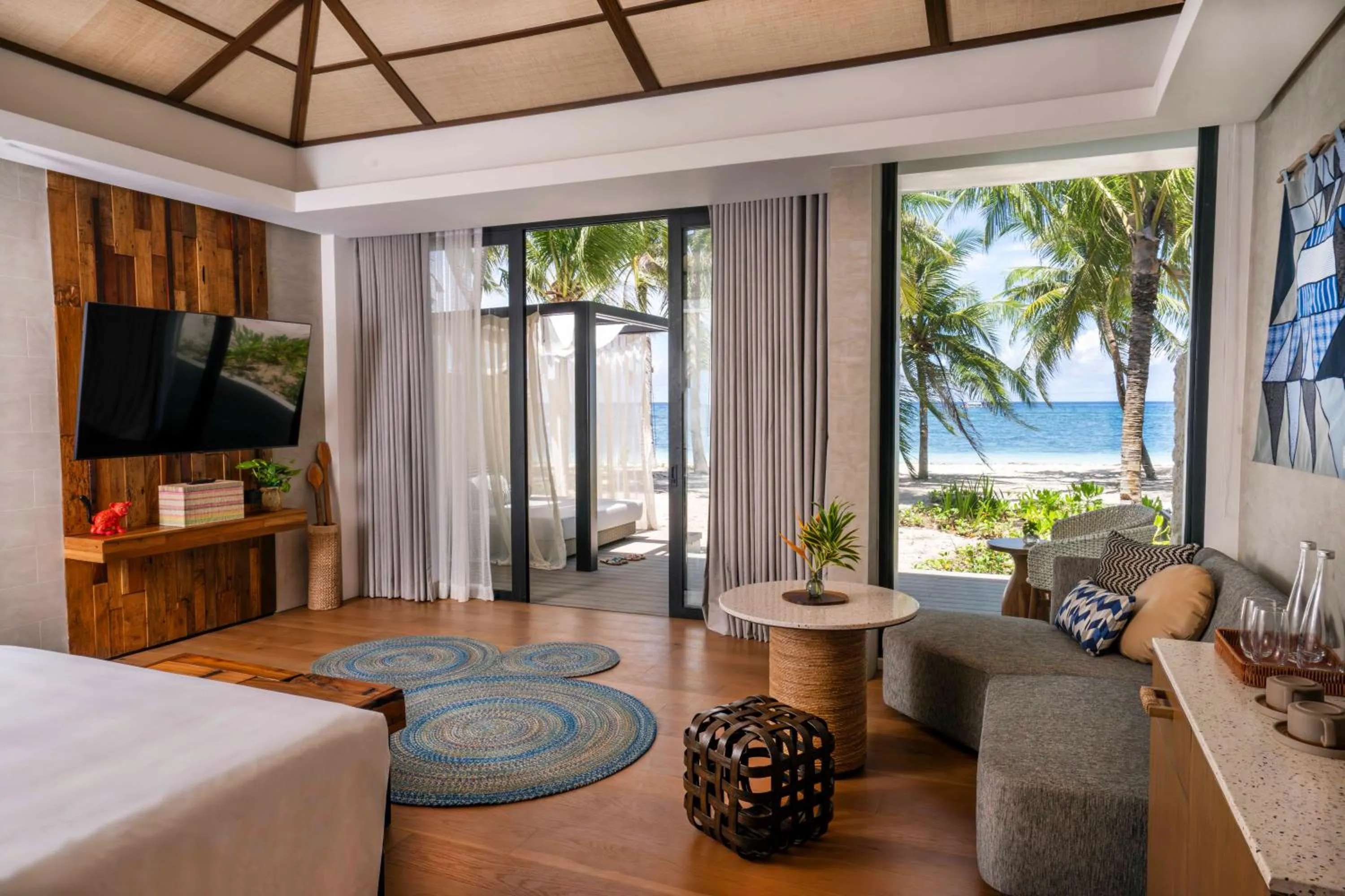 Bedroom, Bed in South Palms Resort and Spa Panglao - MGallery Collection