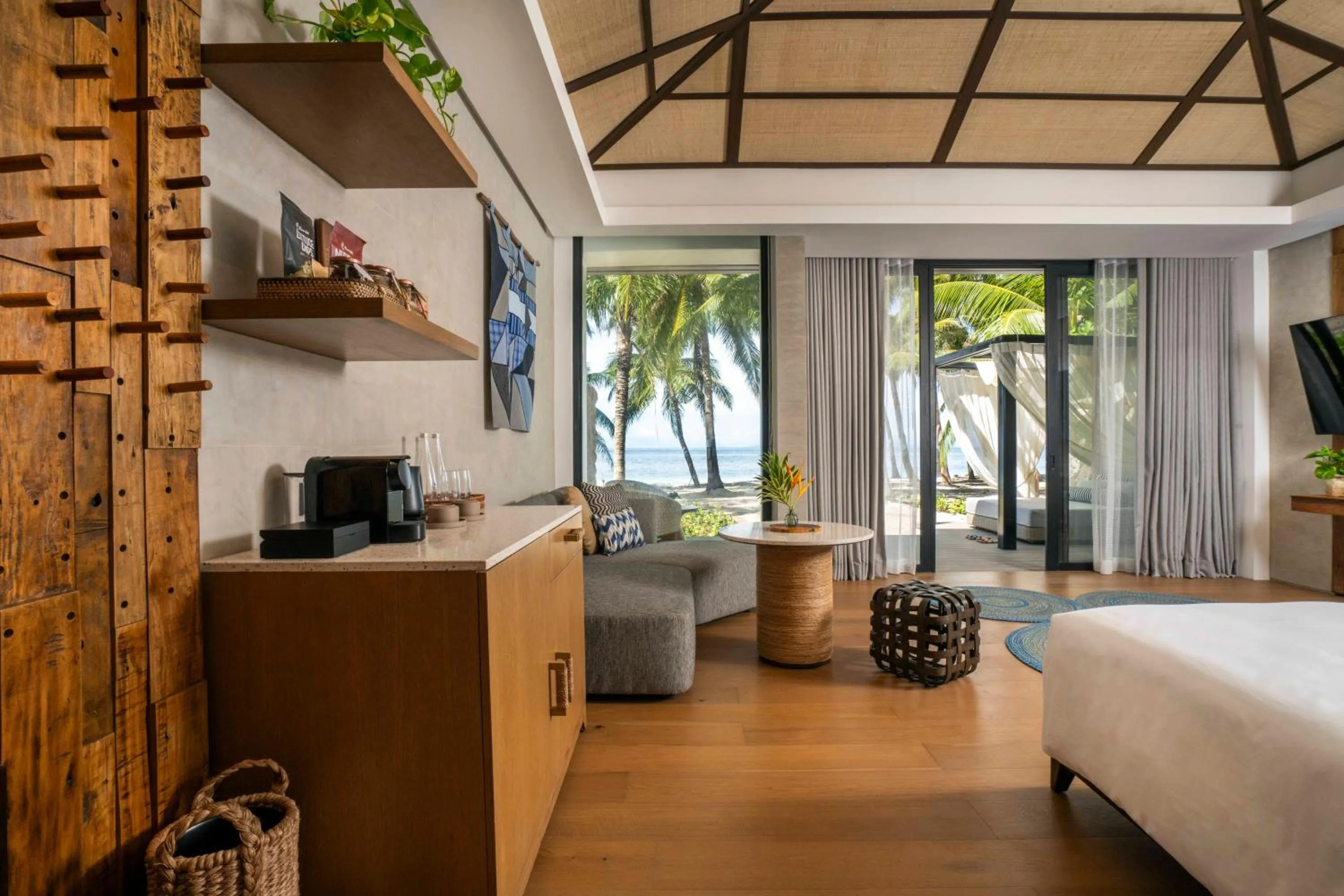 Bedroom, Bed in South Palms Resort and Spa Panglao - MGallery Collection