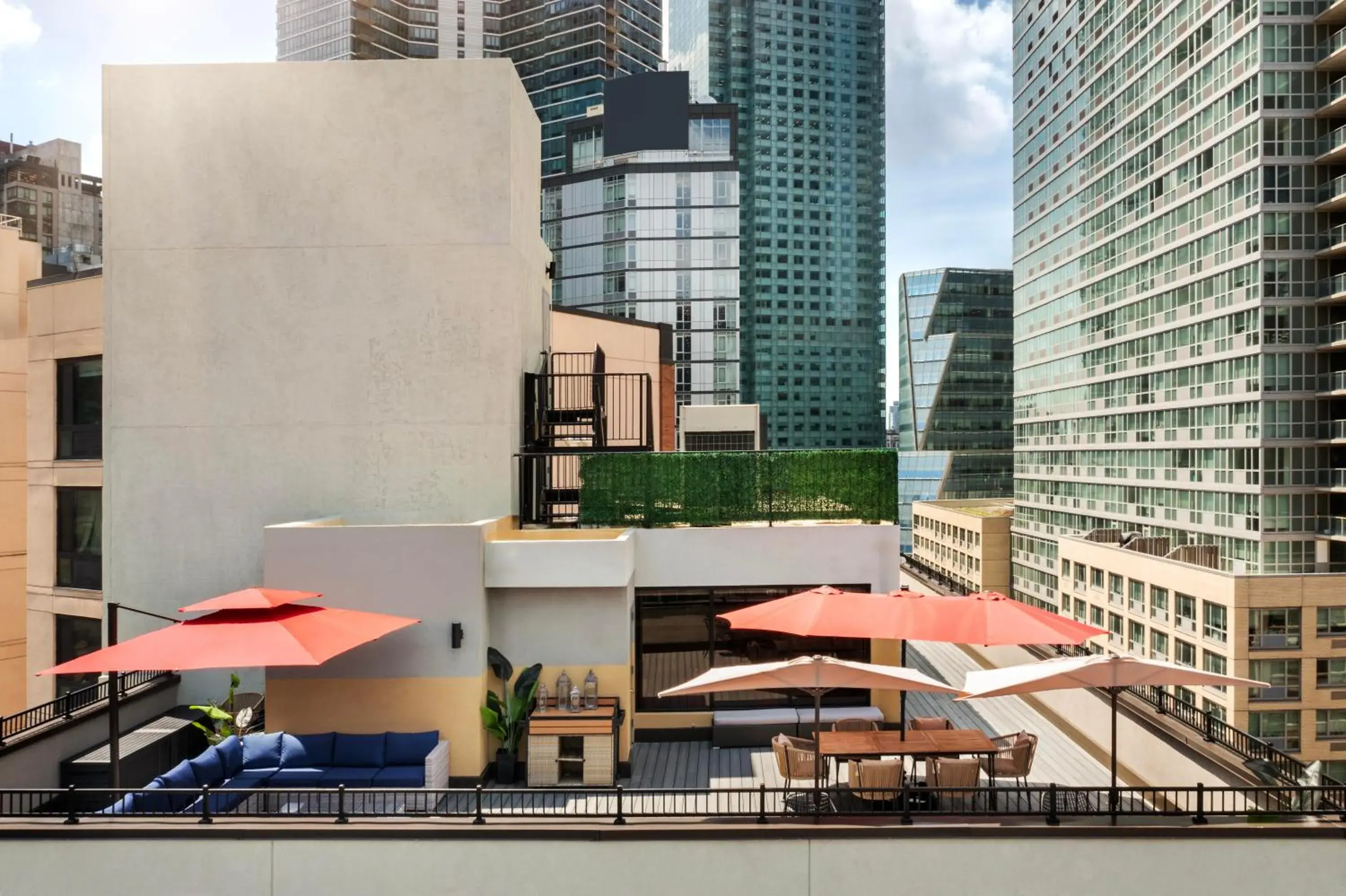 Property building in EVEN Hotel Long Island City - New York by IHG Property building in EVEN Hotel Long Island City - New York by IHG