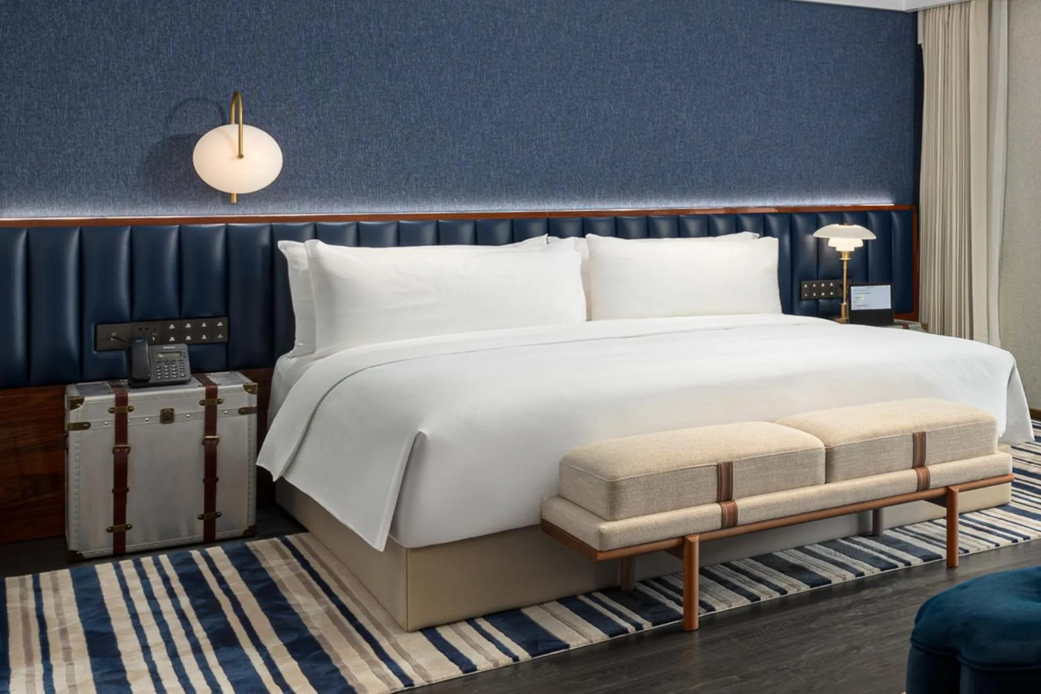 Photo of the whole room in voco Lianyungang Star of HaizhouBay