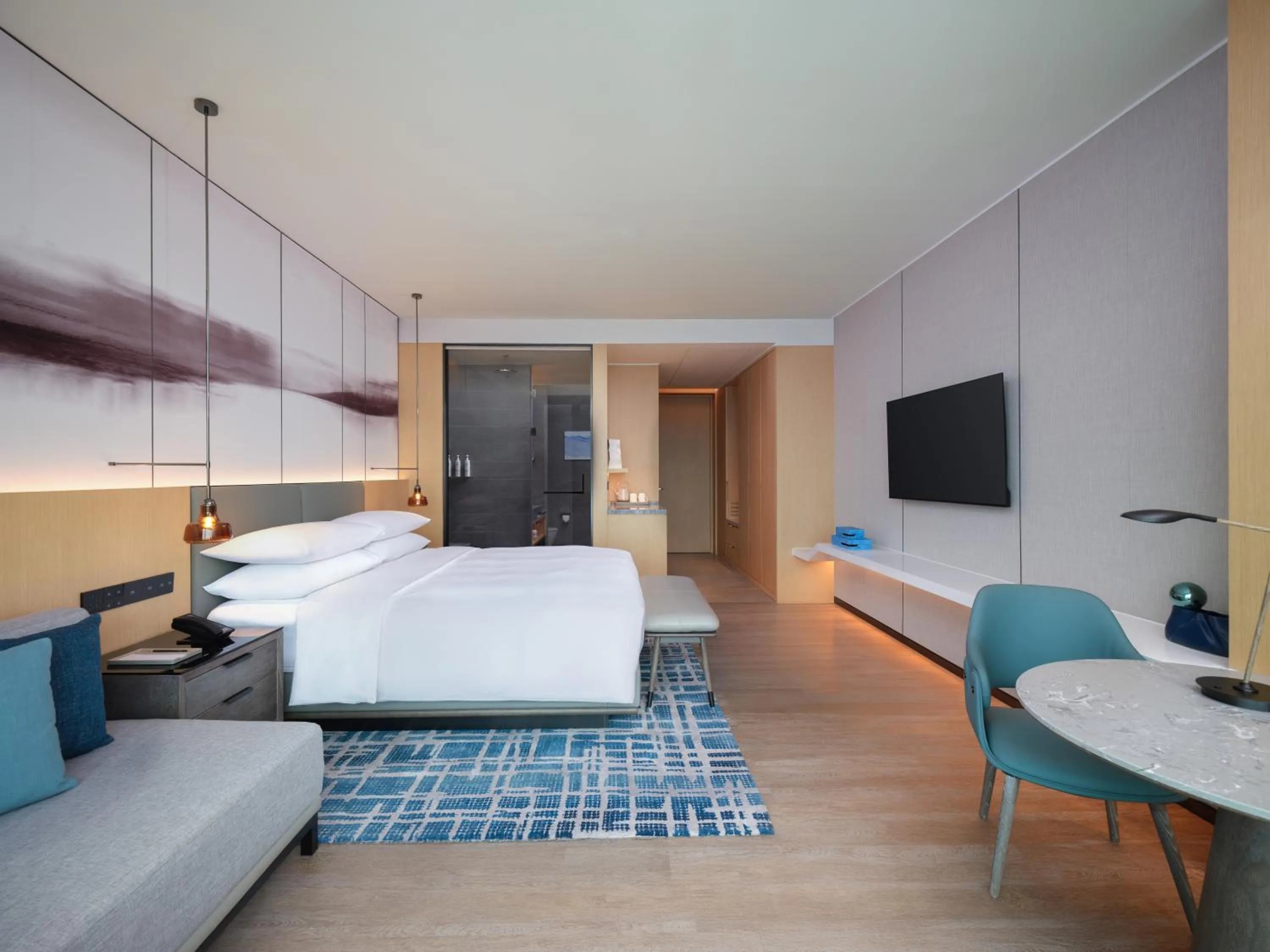 Photo of the whole room, Bed in Courtyard by Marriott Guangzhou Pazhou