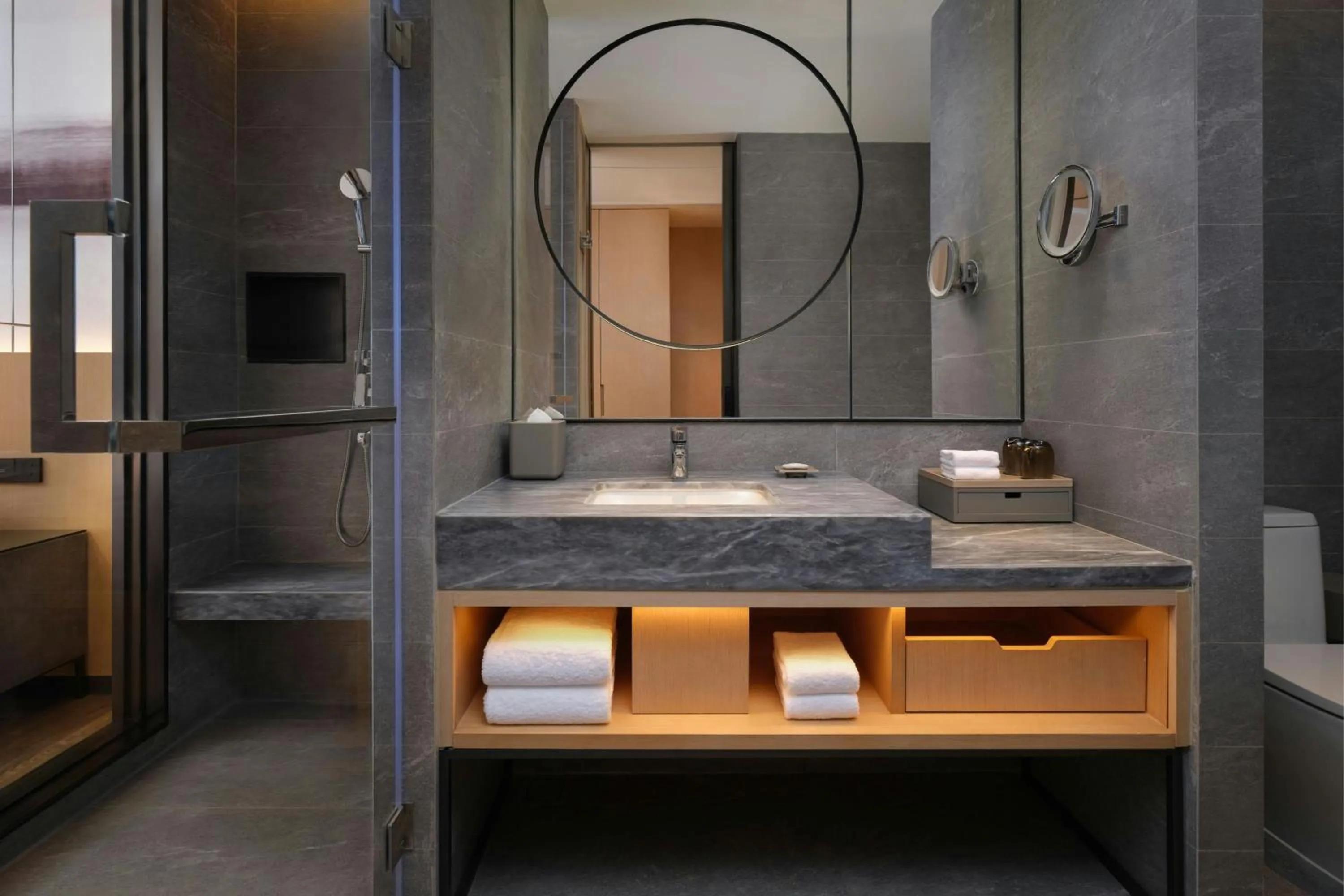 Bathroom in Courtyard by Marriott Guangzhou Pazhou