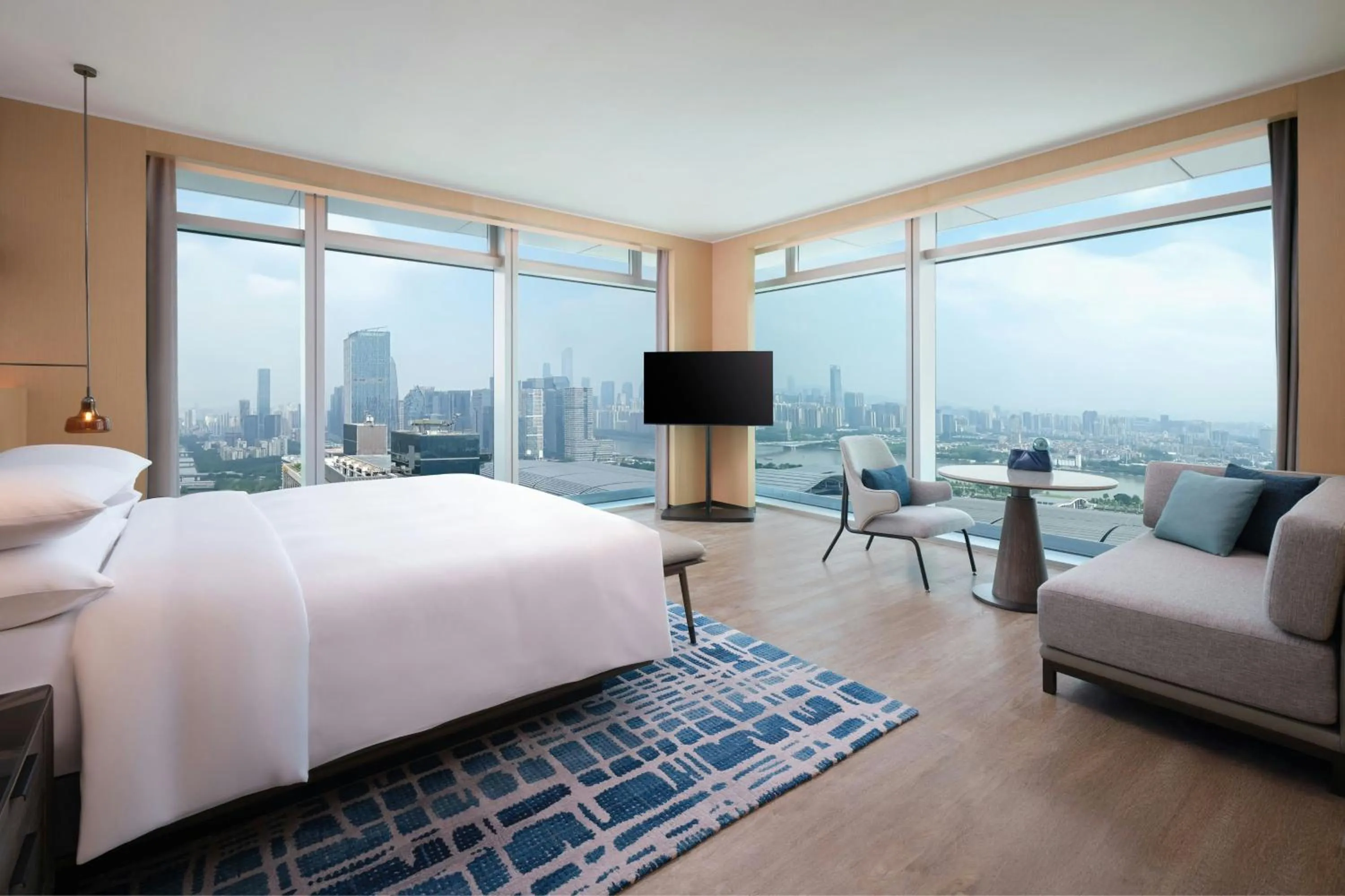 Bedroom, Bed in Courtyard by Marriott Guangzhou Pazhou