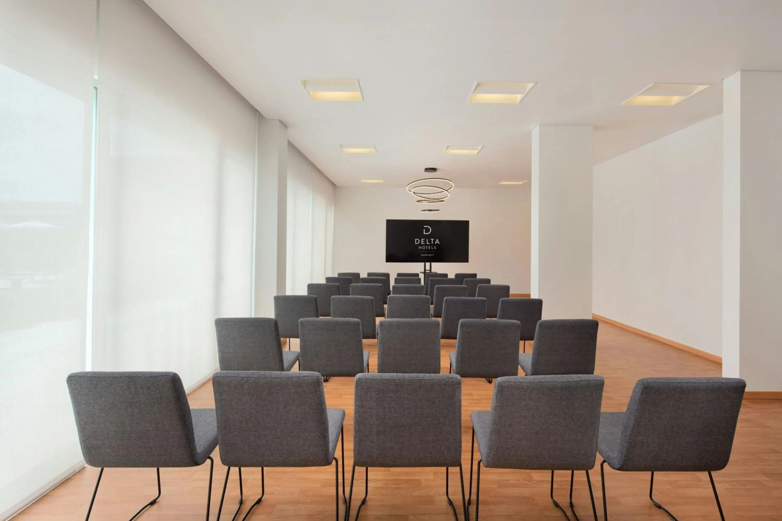Meeting/conference room in Delta Hotels by Marriott Azores