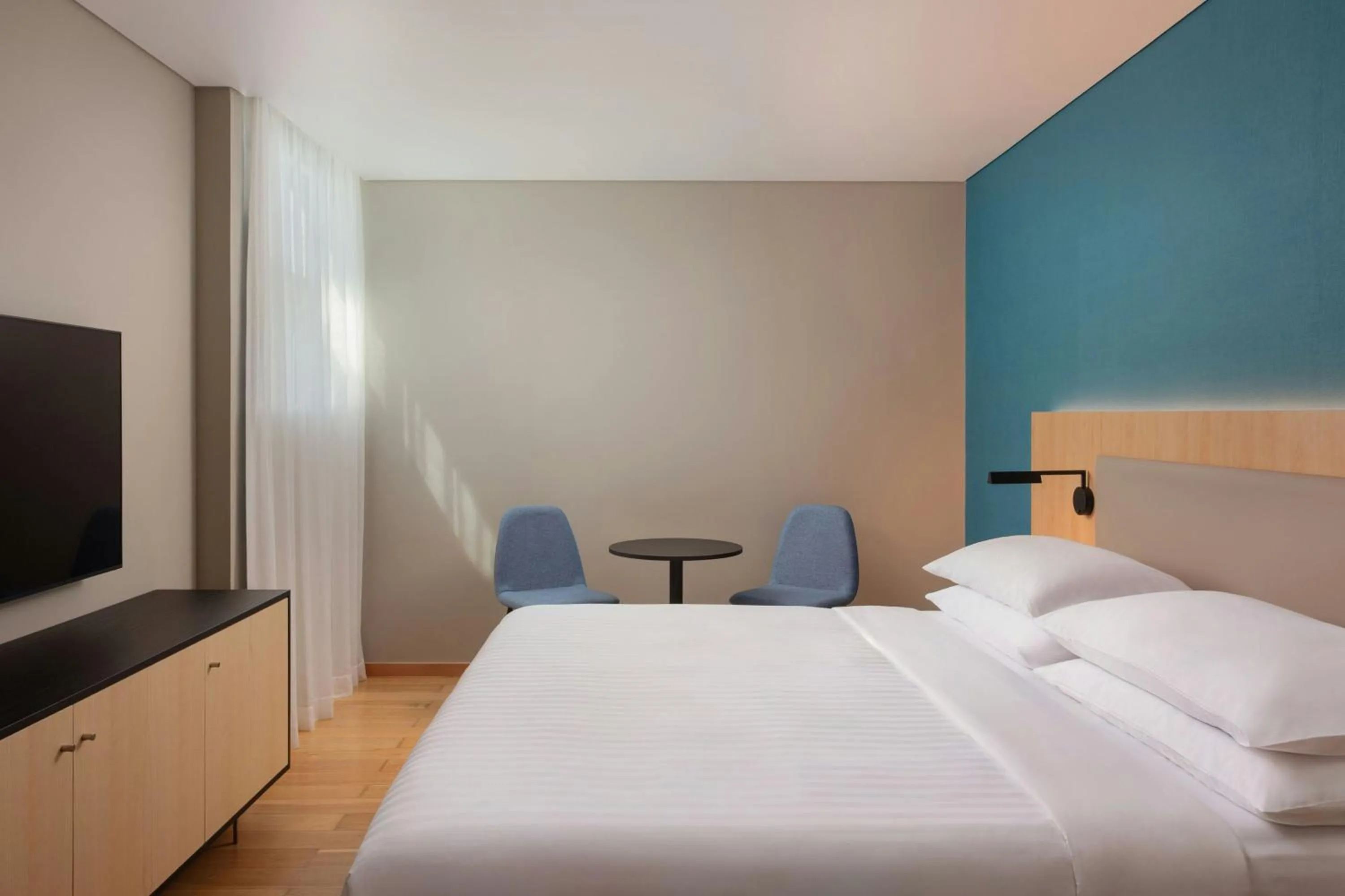 Photo of the whole room, Bed in Delta Hotels by Marriott Azores