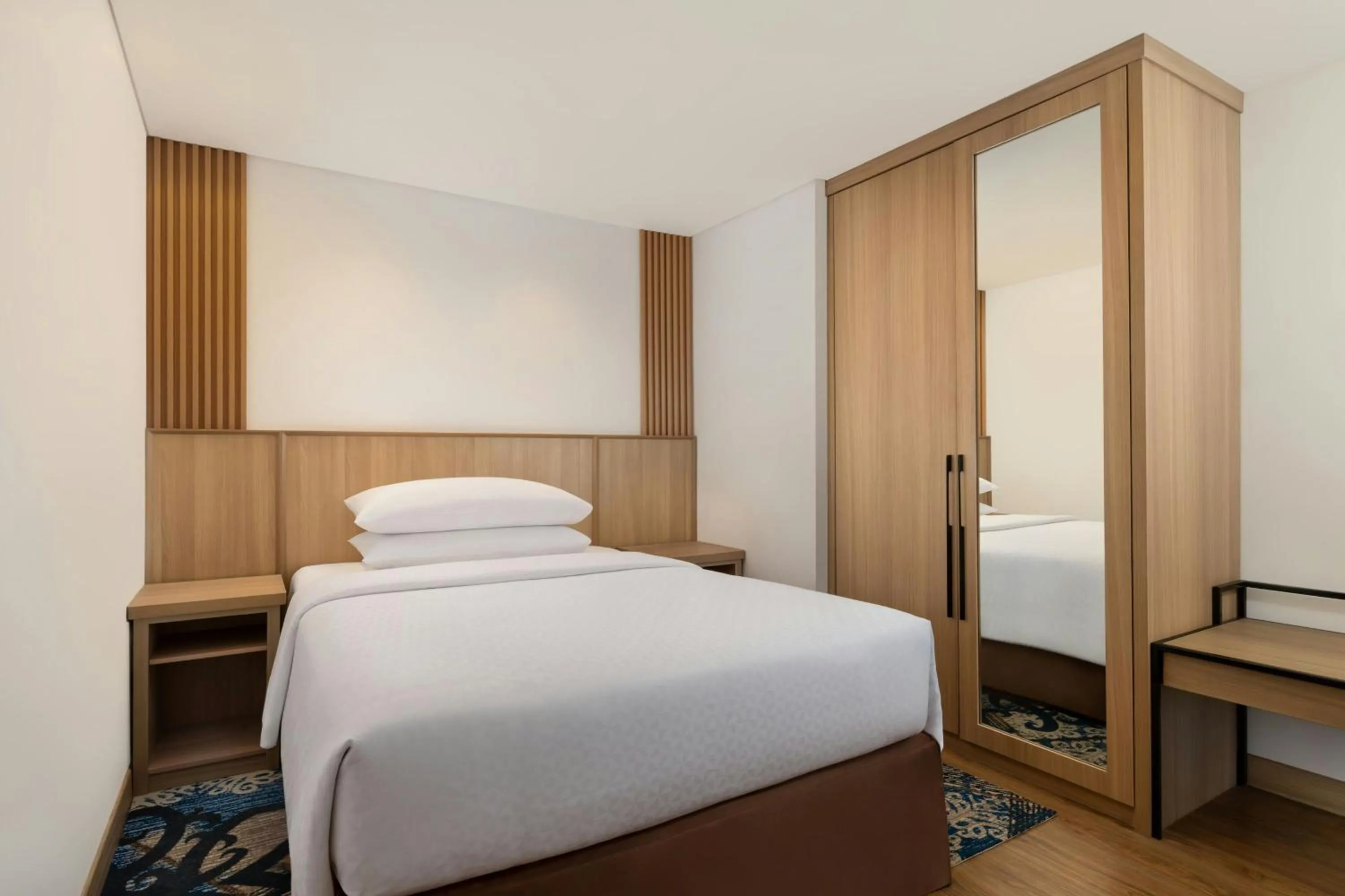 Bedroom, Bed in Four Points by Sheraton Pontianak