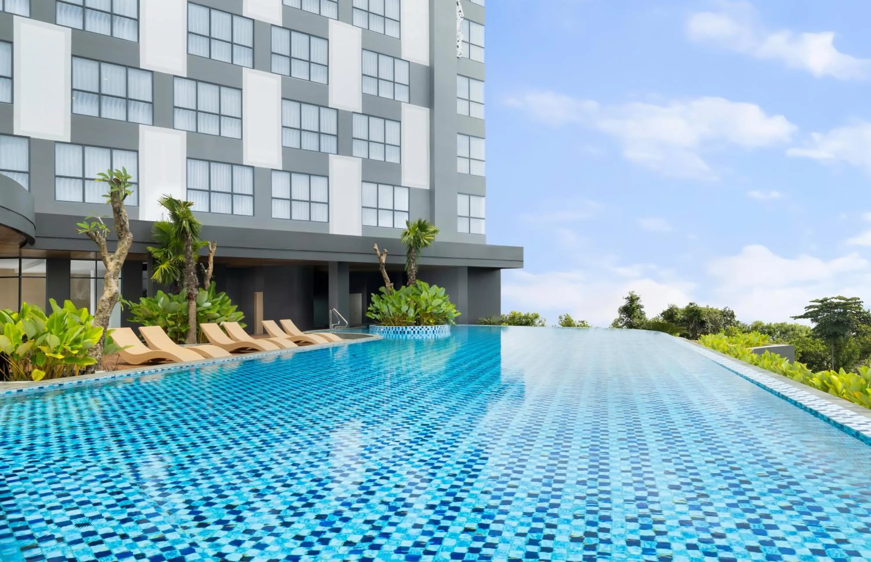 Pool view in Four Points by Sheraton Pontianak