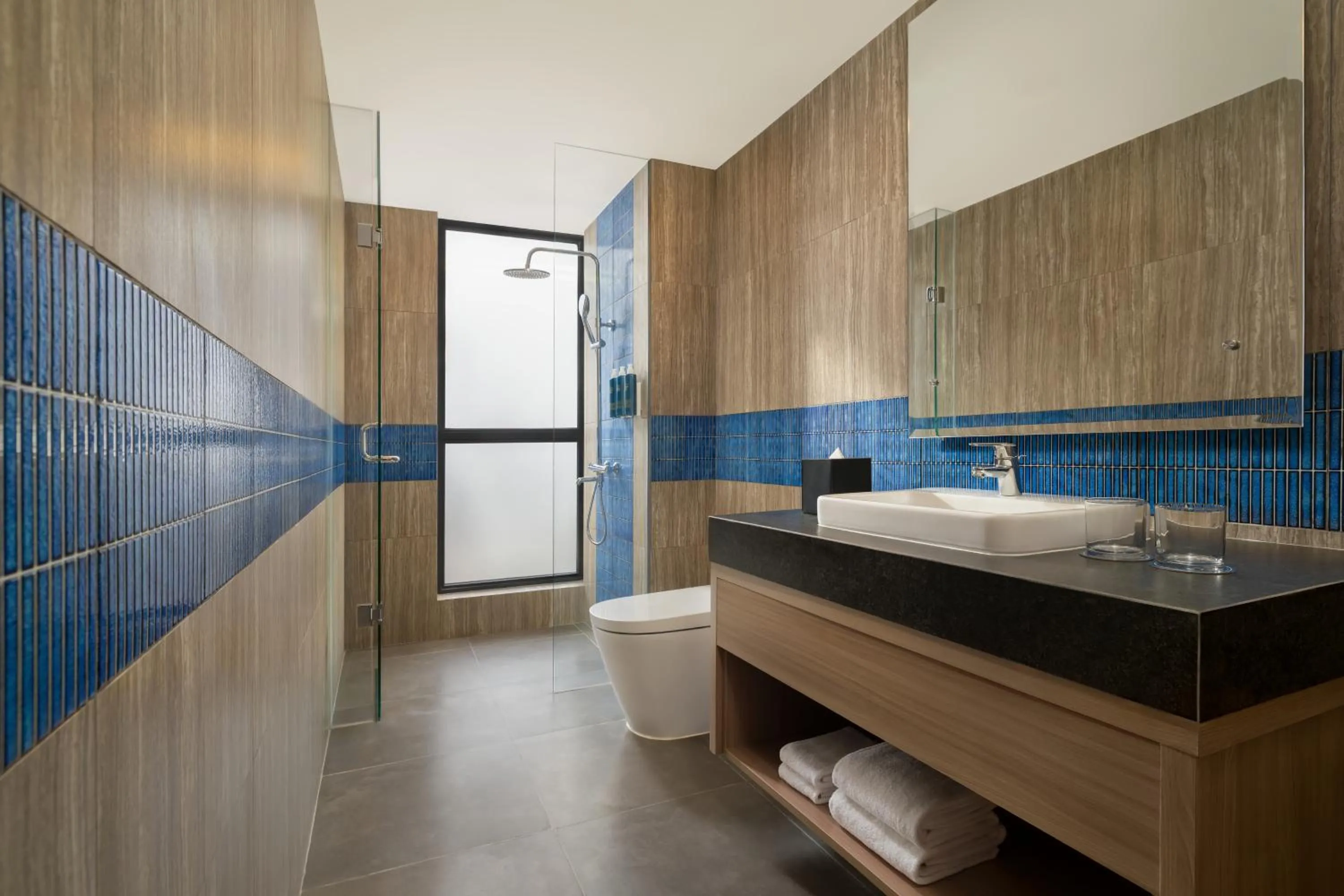 Bathroom in Four Points by Sheraton Pontianak
