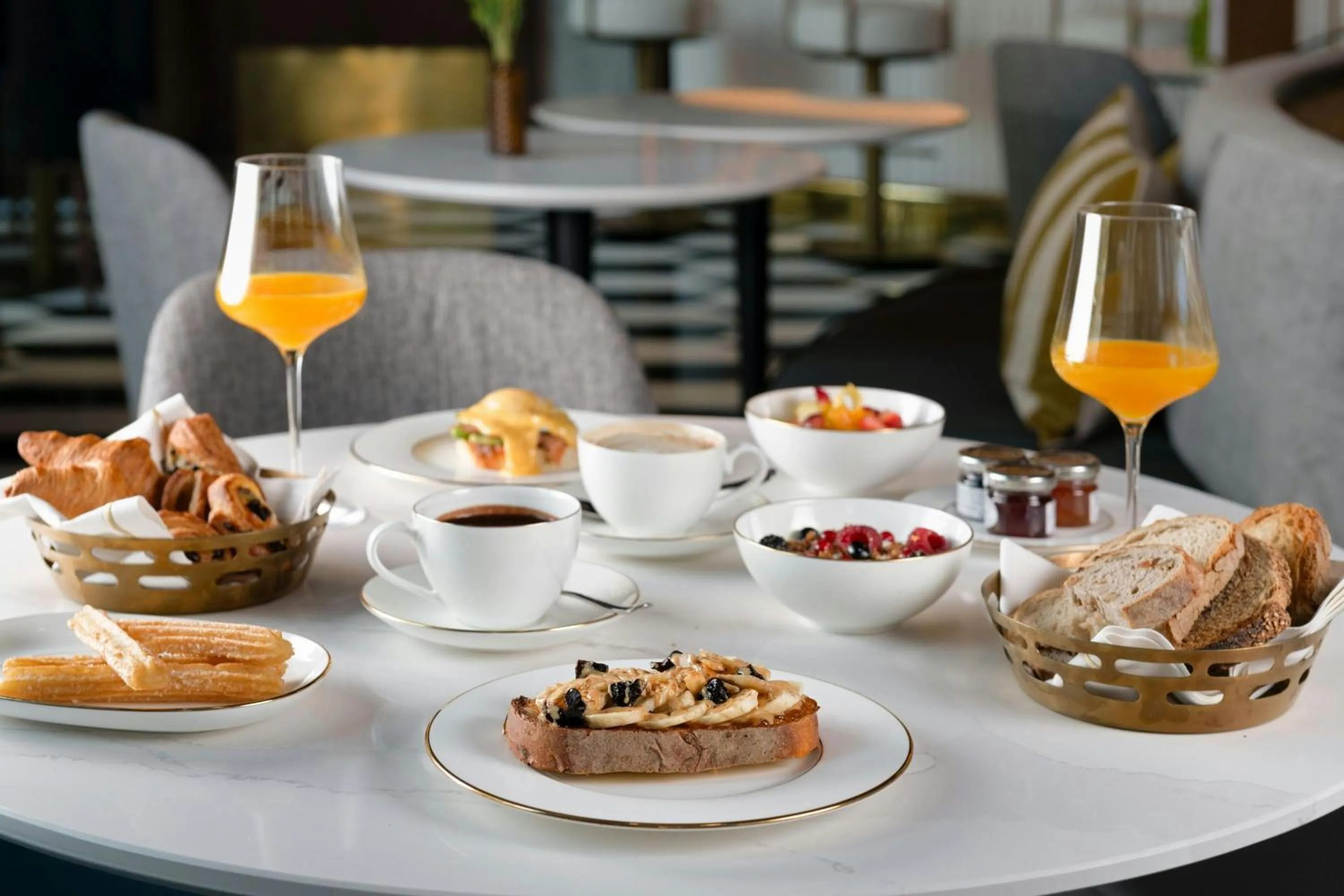 Breakfast in Grand Hotel Centenari, Valencia, Autograph Collection