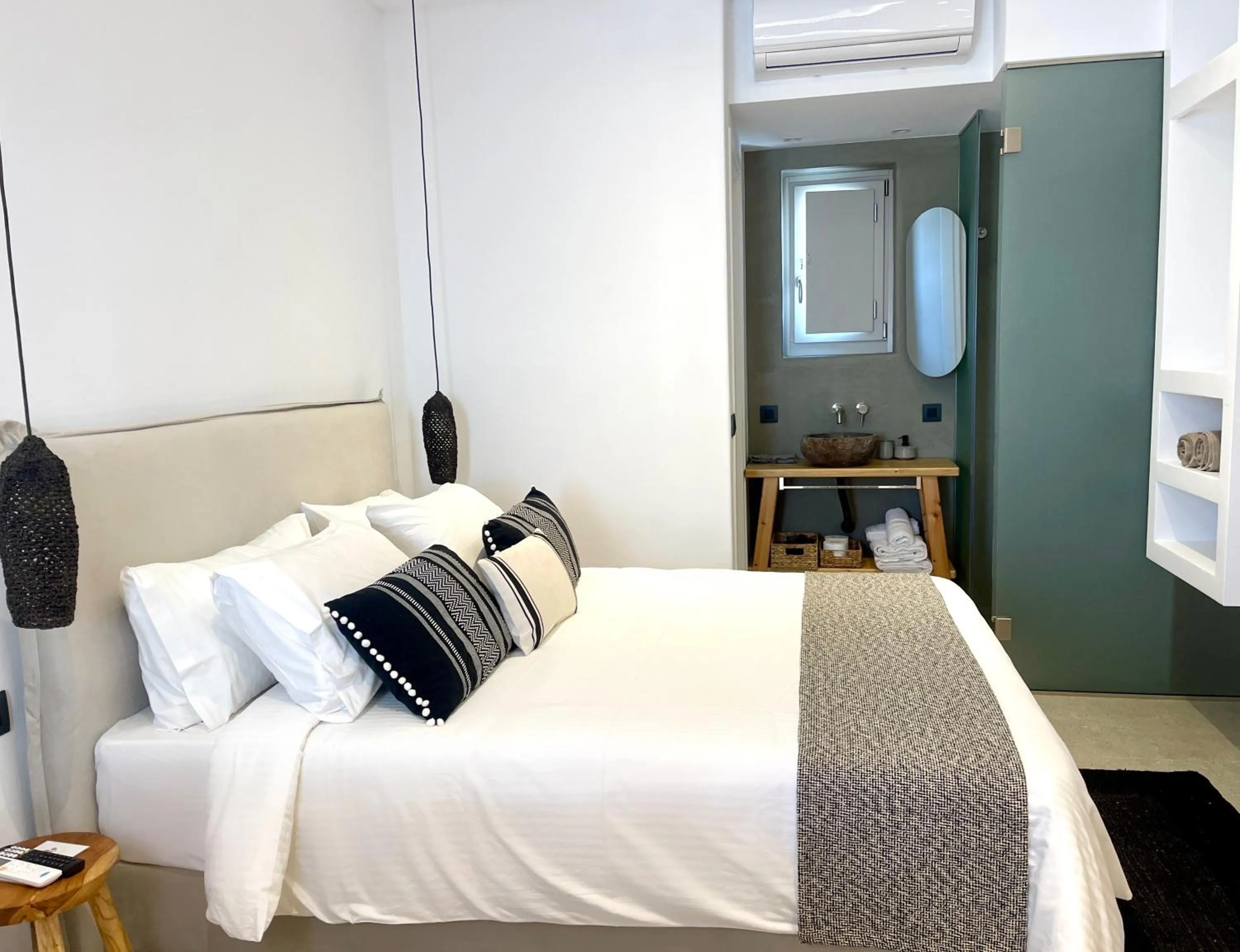 Bed in Mykonos Dot Suites