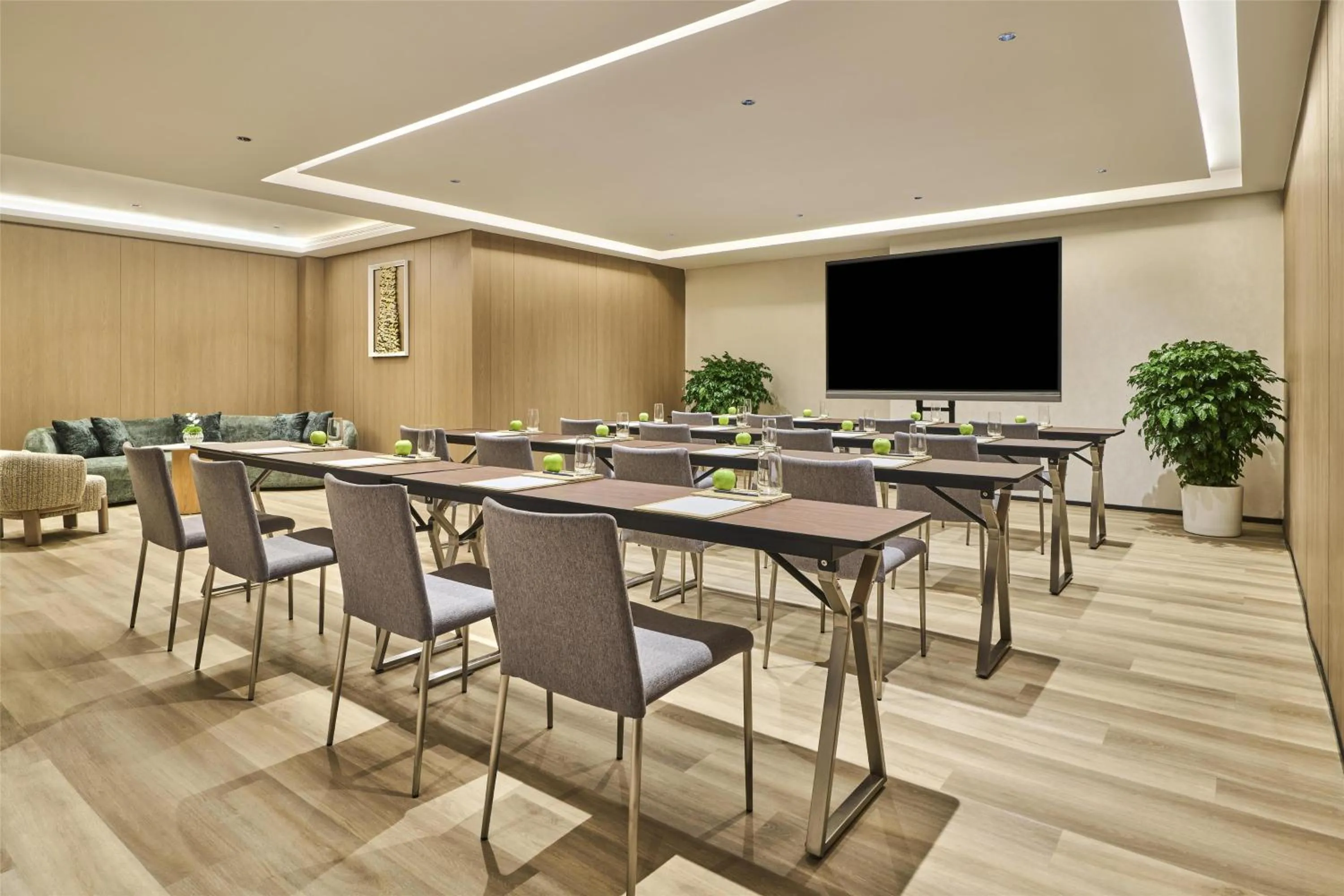 Meeting/conference room in Doubletree By Hilton Shenzhen Bay