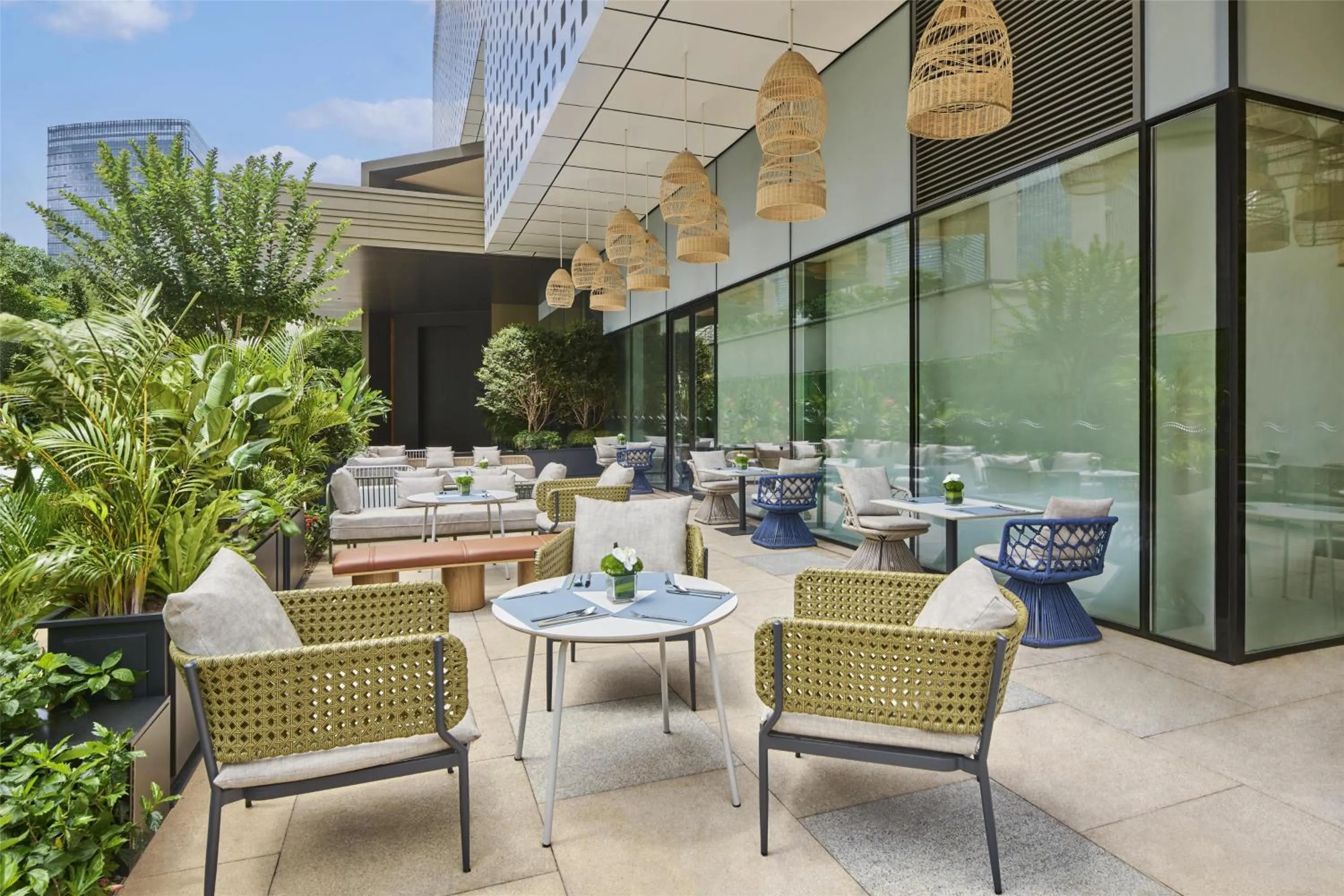 Restaurant/places to eat in Doubletree By Hilton Shenzhen Bay