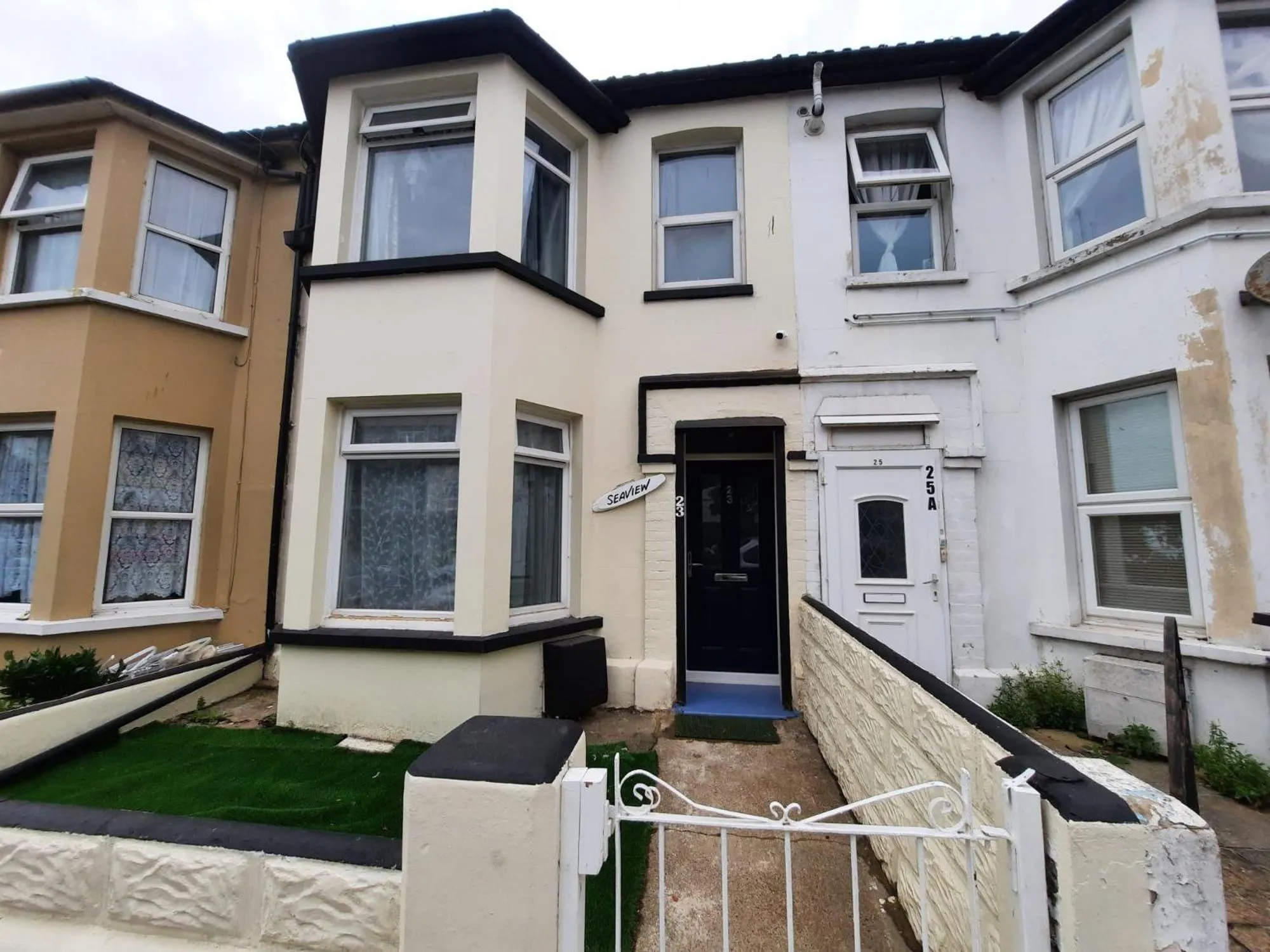 Seafront 2-Bed Apt Sleeps 4 in Clacton-on-Sea