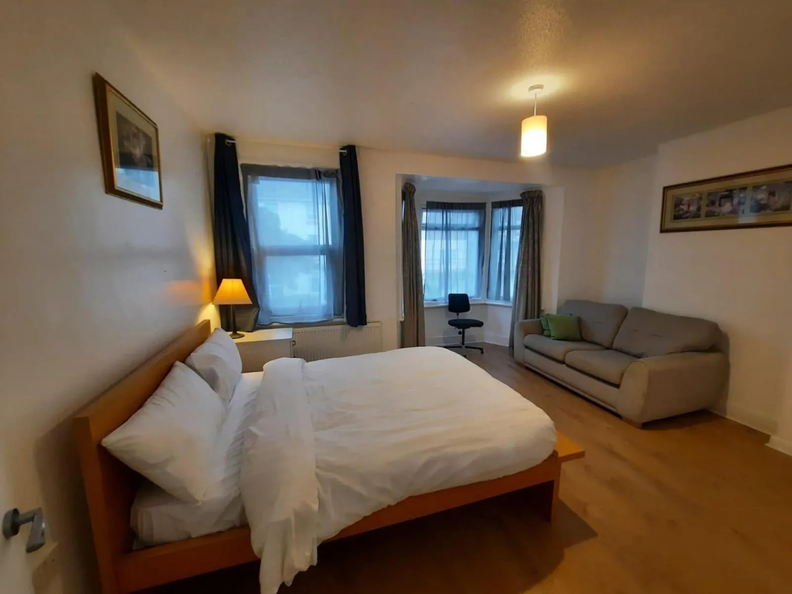 Bed in Seafront 2-Bed Apt Sleeps 4 in Clacton-on-Sea