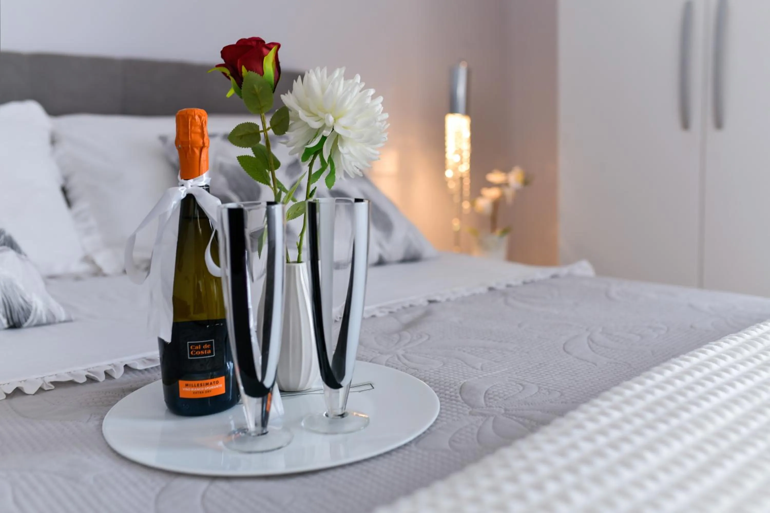 Bedroom, Bed in Alloggio Turistico Sea Port - Next to the Cruise Ship Free Shuttle Terminal