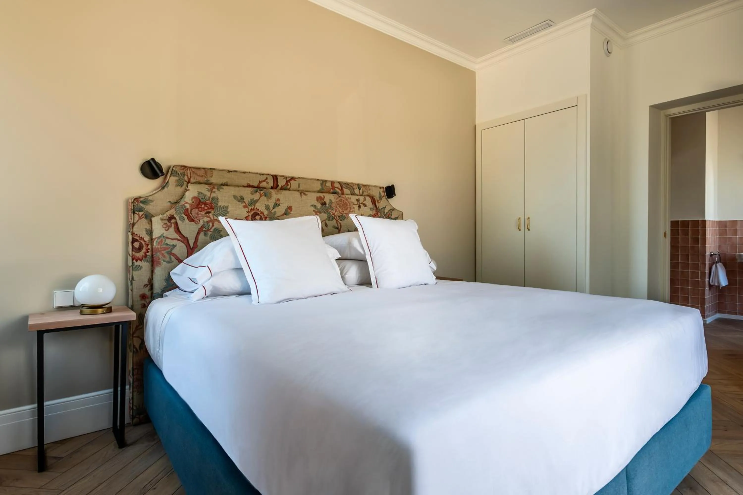 Bed in Hotel Boutique Làpety