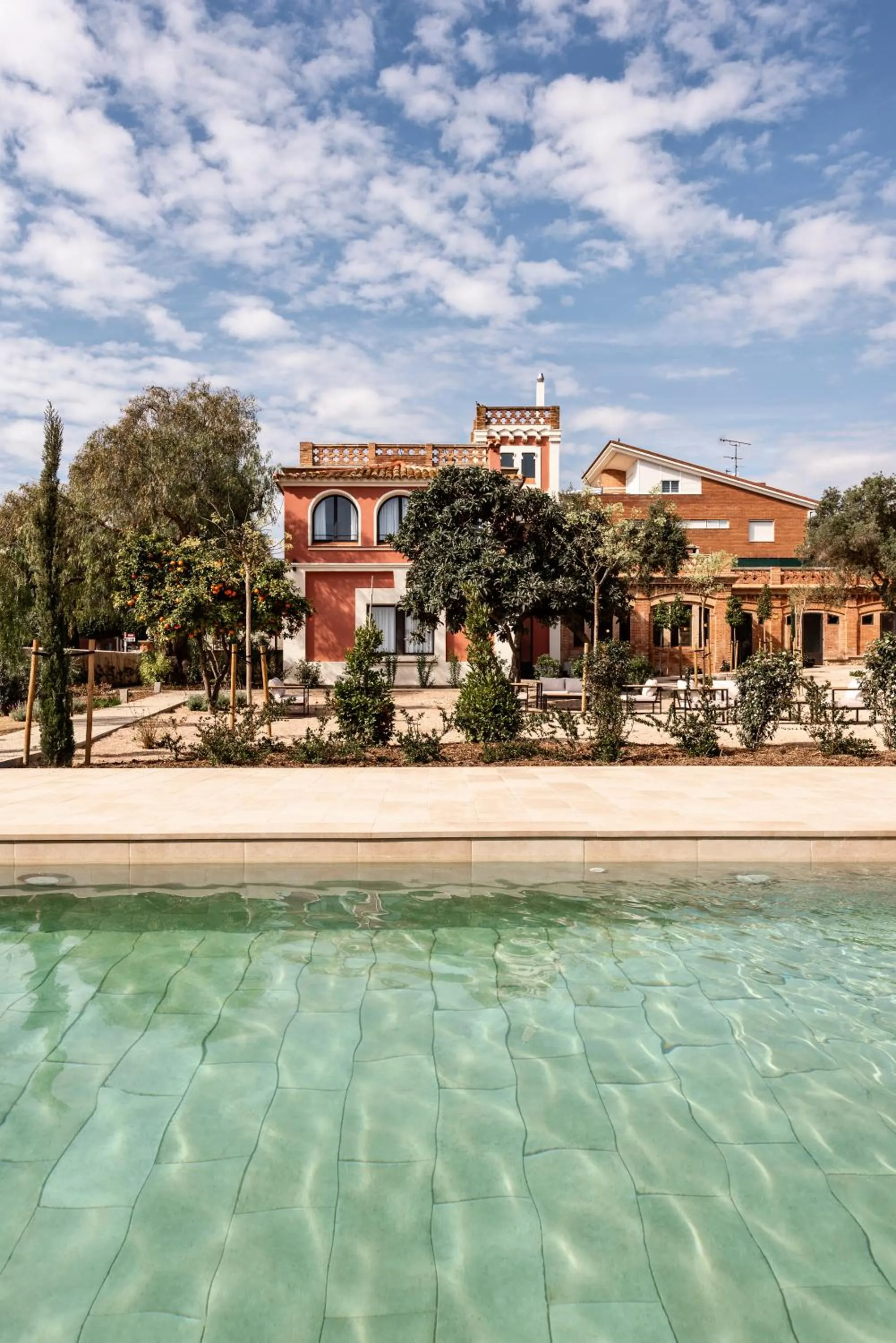 Swimming pool in Hotel Boutique Làpety