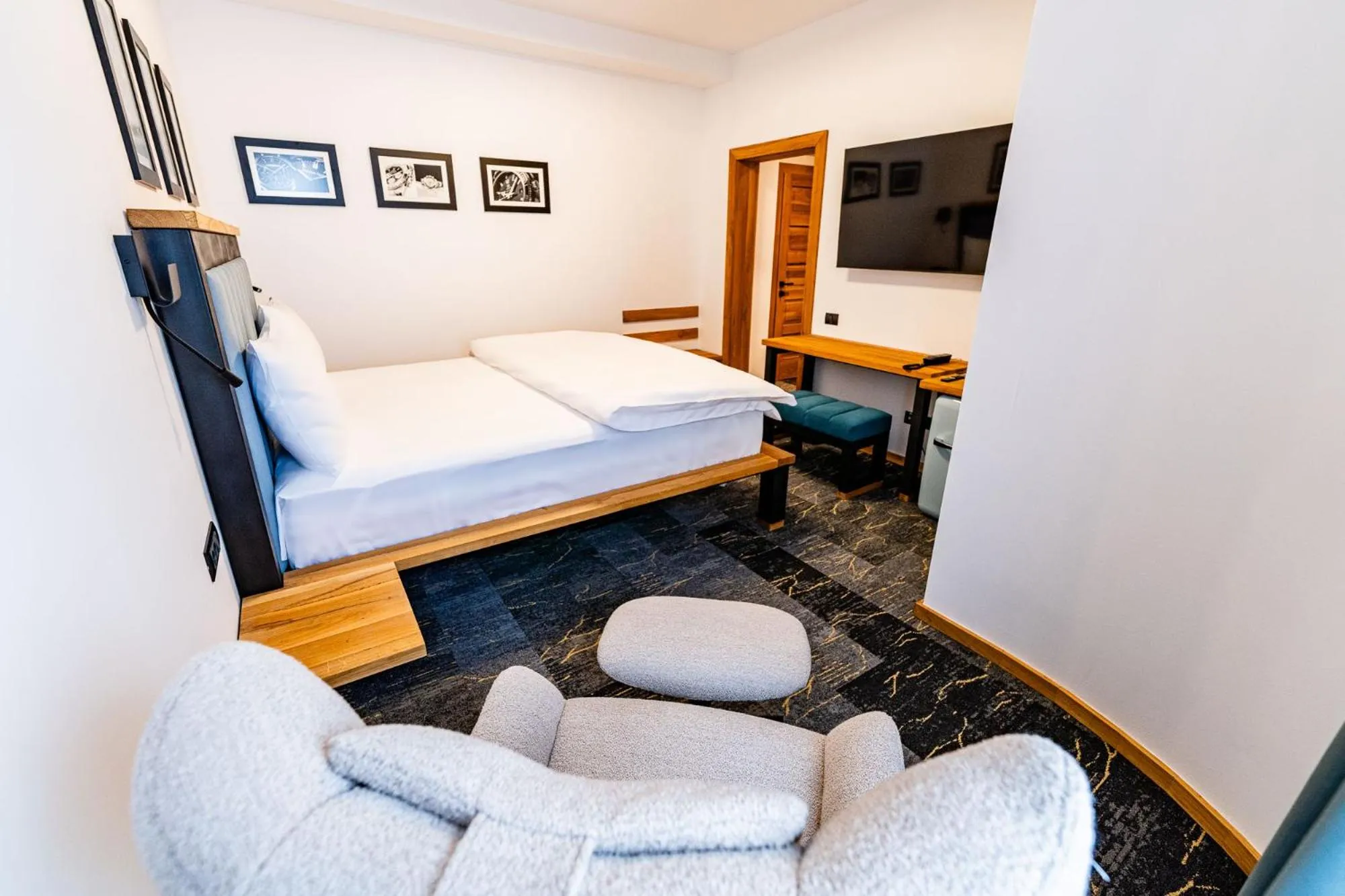 Bed in HOW Boutique and Hotel