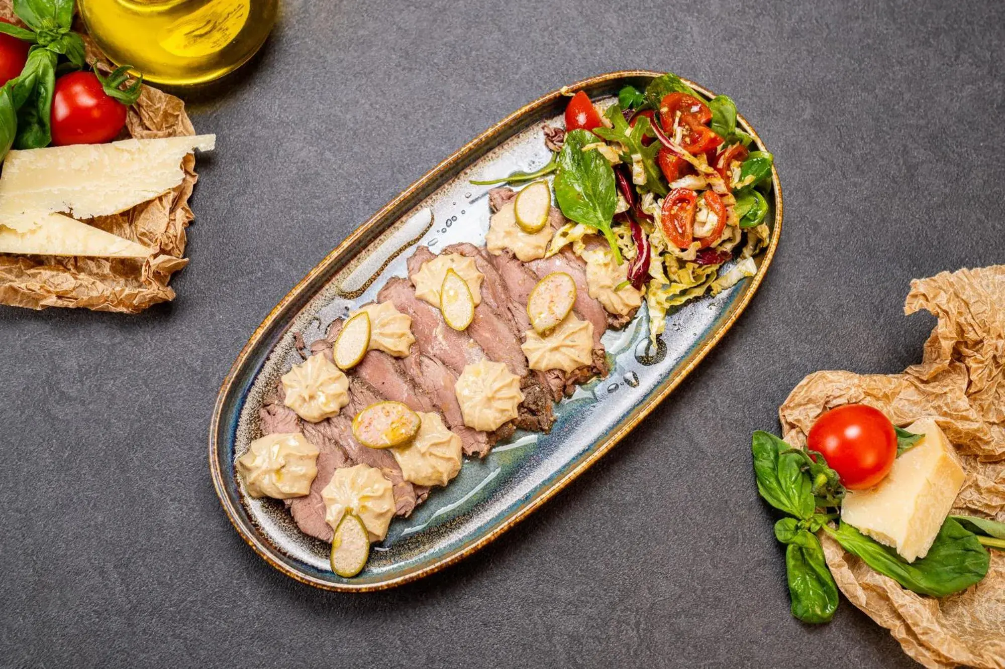 Food in HOW Boutique and Hotel Food in HOW Boutique and Hotel