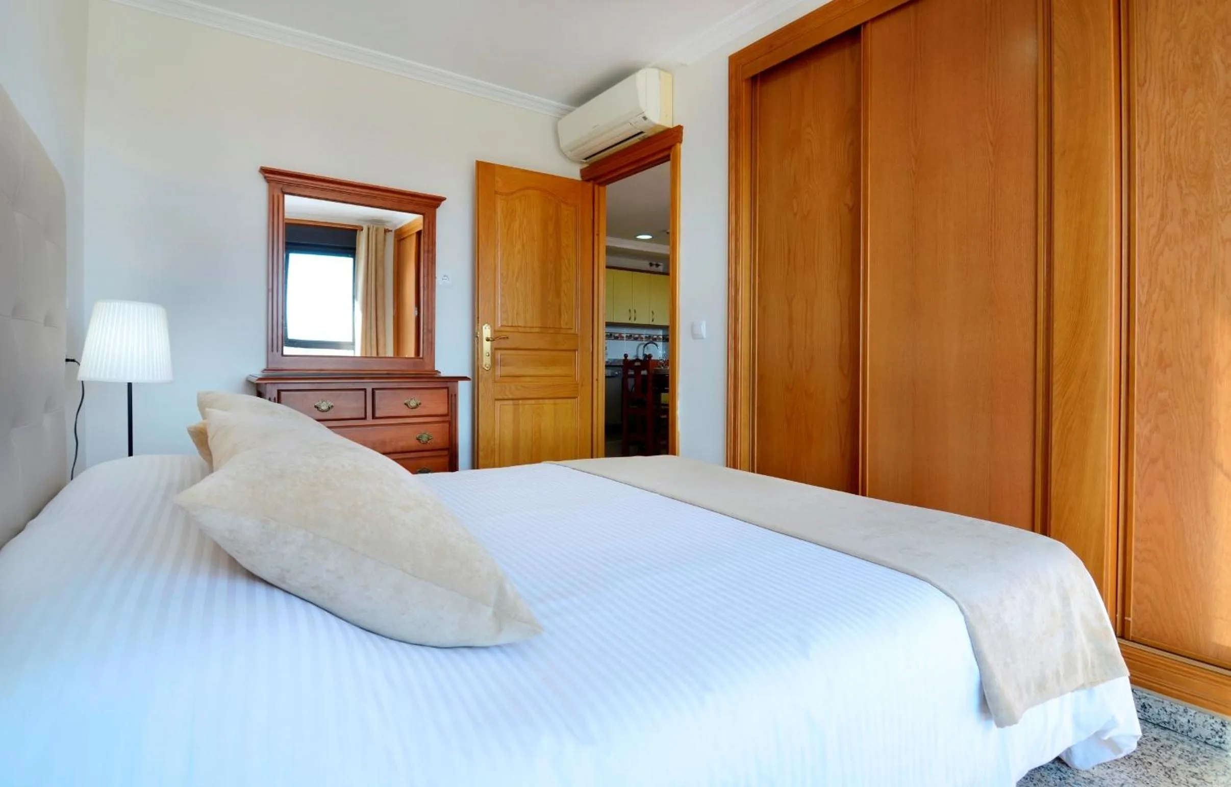 Bedroom, Bed in Apartamentos Nuriasol