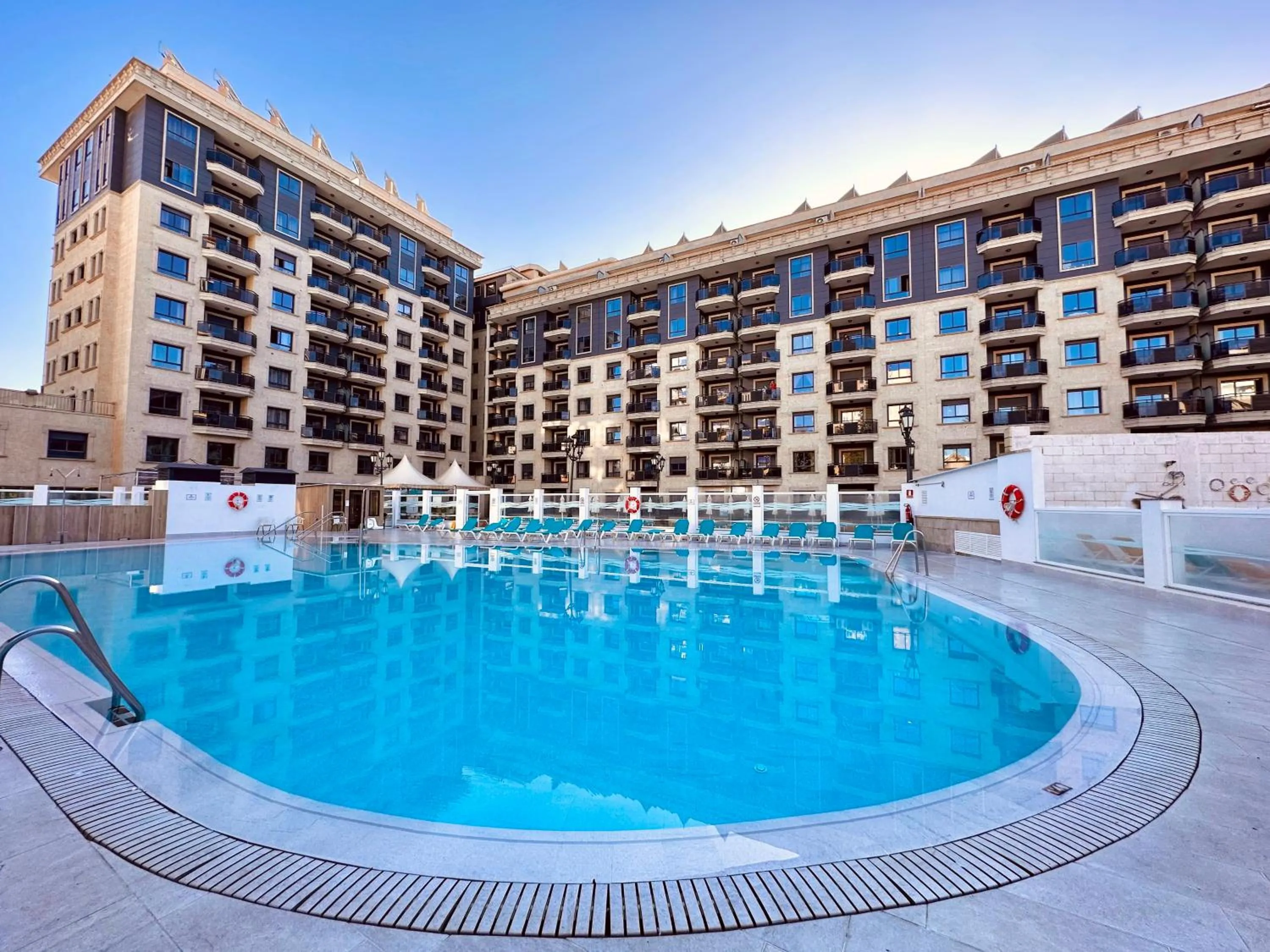 Apartamentos Nuriasol