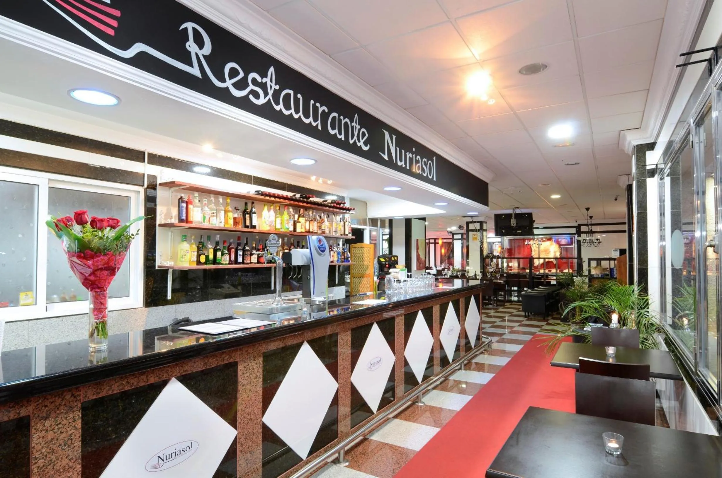 Lounge or bar in Apartamentos Nuriasol