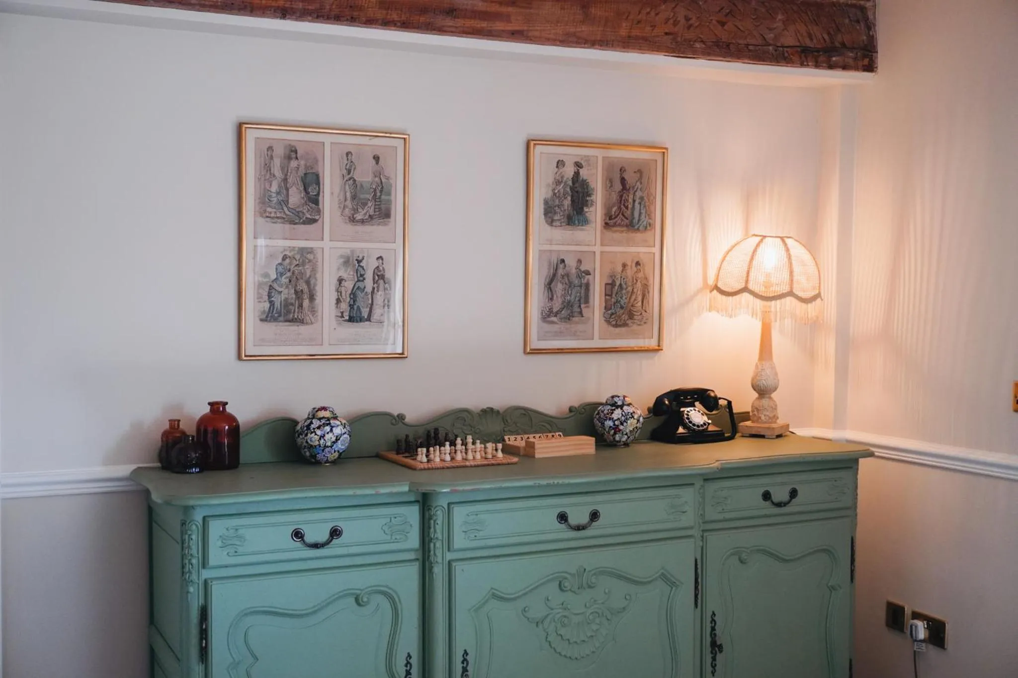 Two-Bedroom Suite in The Market Tavern
