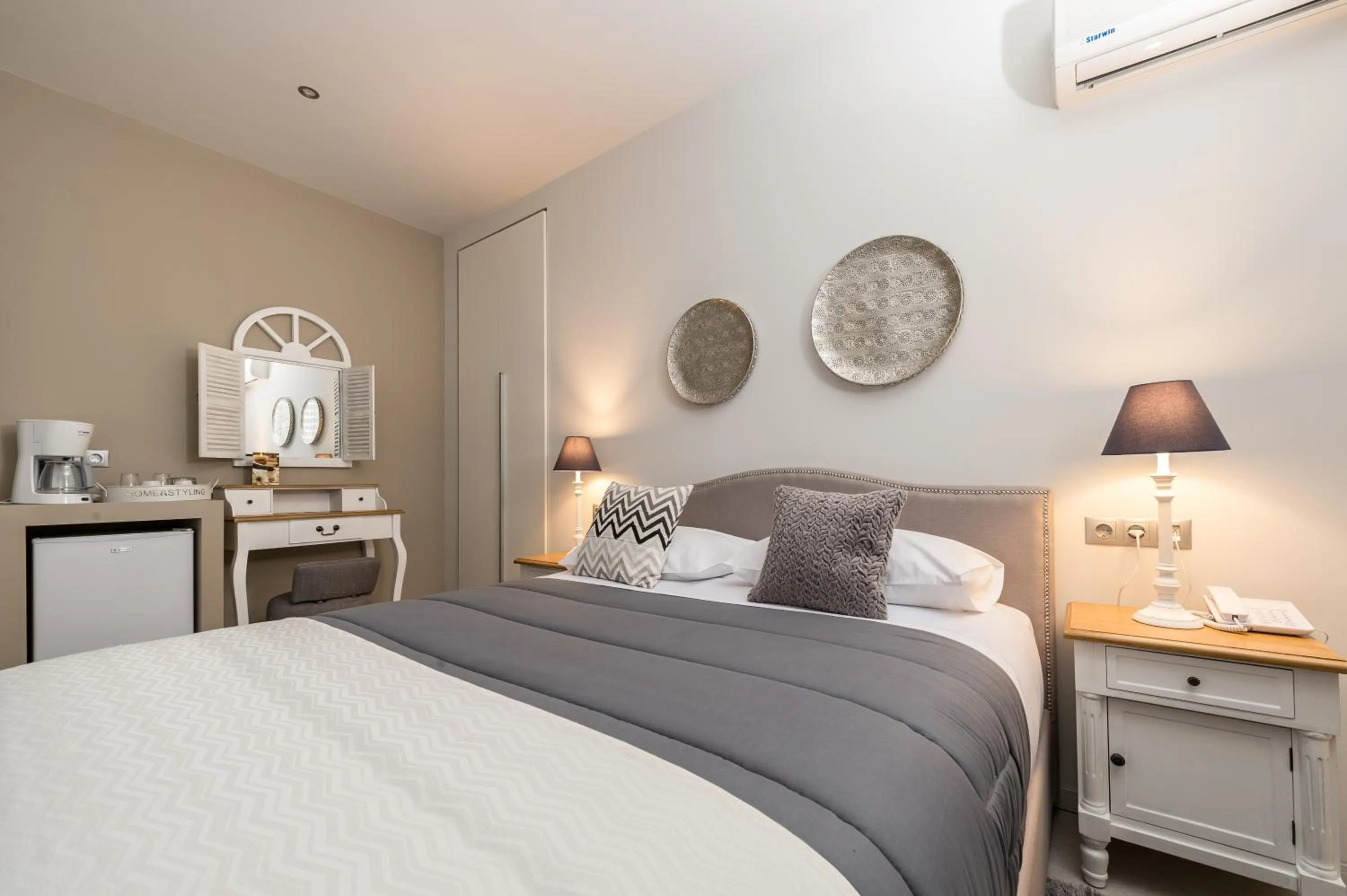 Bedroom, Bed in Filoxenia Hotel & Spa