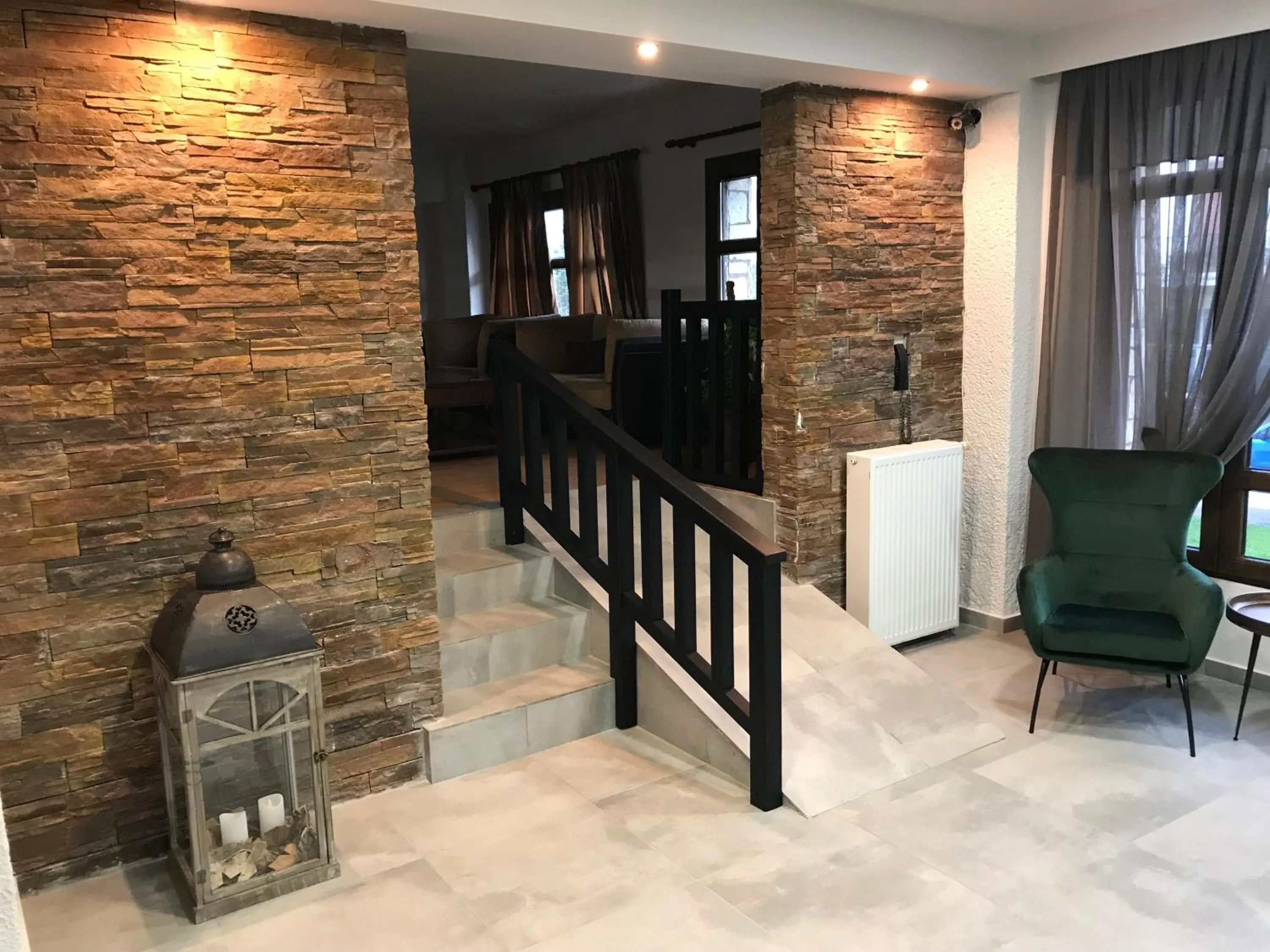 Communal lounge/ TV room in Filoxenia Hotel & Spa