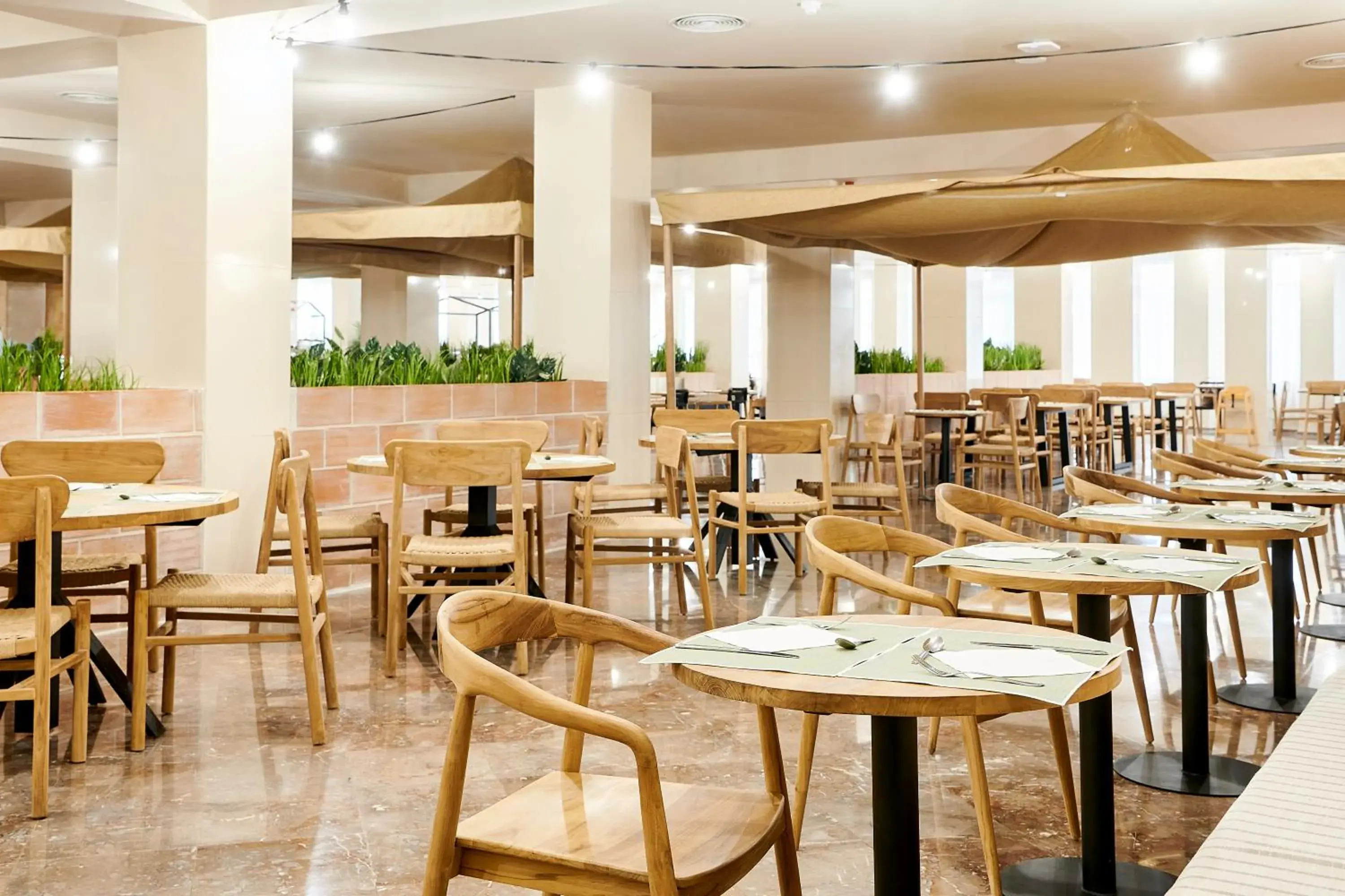 Restaurant/places to eat in tent Torremolinos Restaurant/places to eat in tent Torremolinos