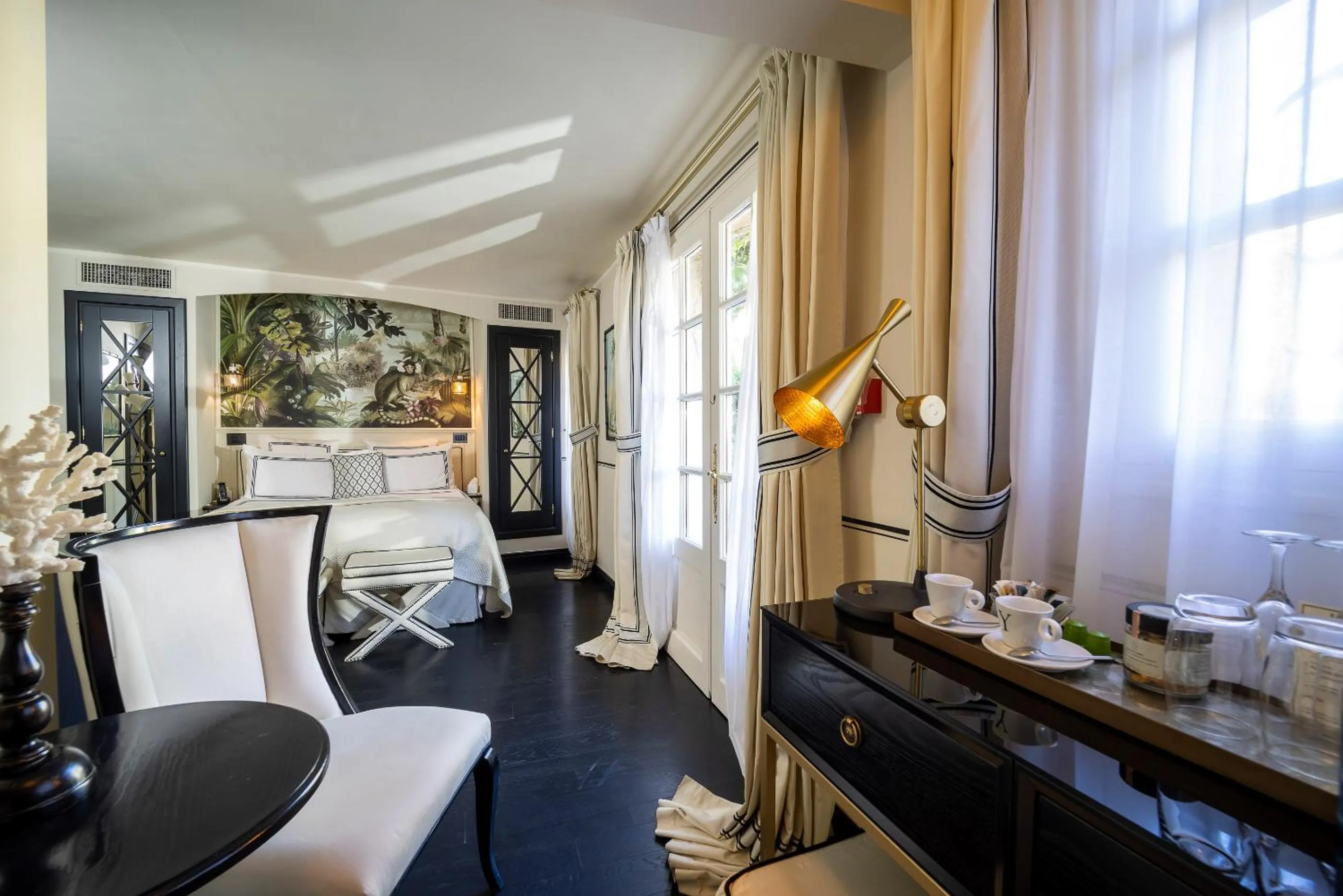 Bedroom in Le Yaca Saint-Tropez