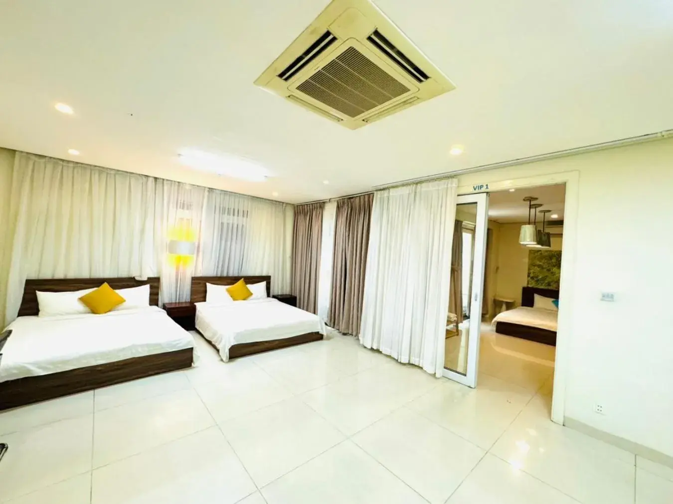 Three-Bedroom Apartment in Palmier Hotel - Art House Da Nang Three-Bedroom Apartment in Palmier Hotel - Art House Da Nang
