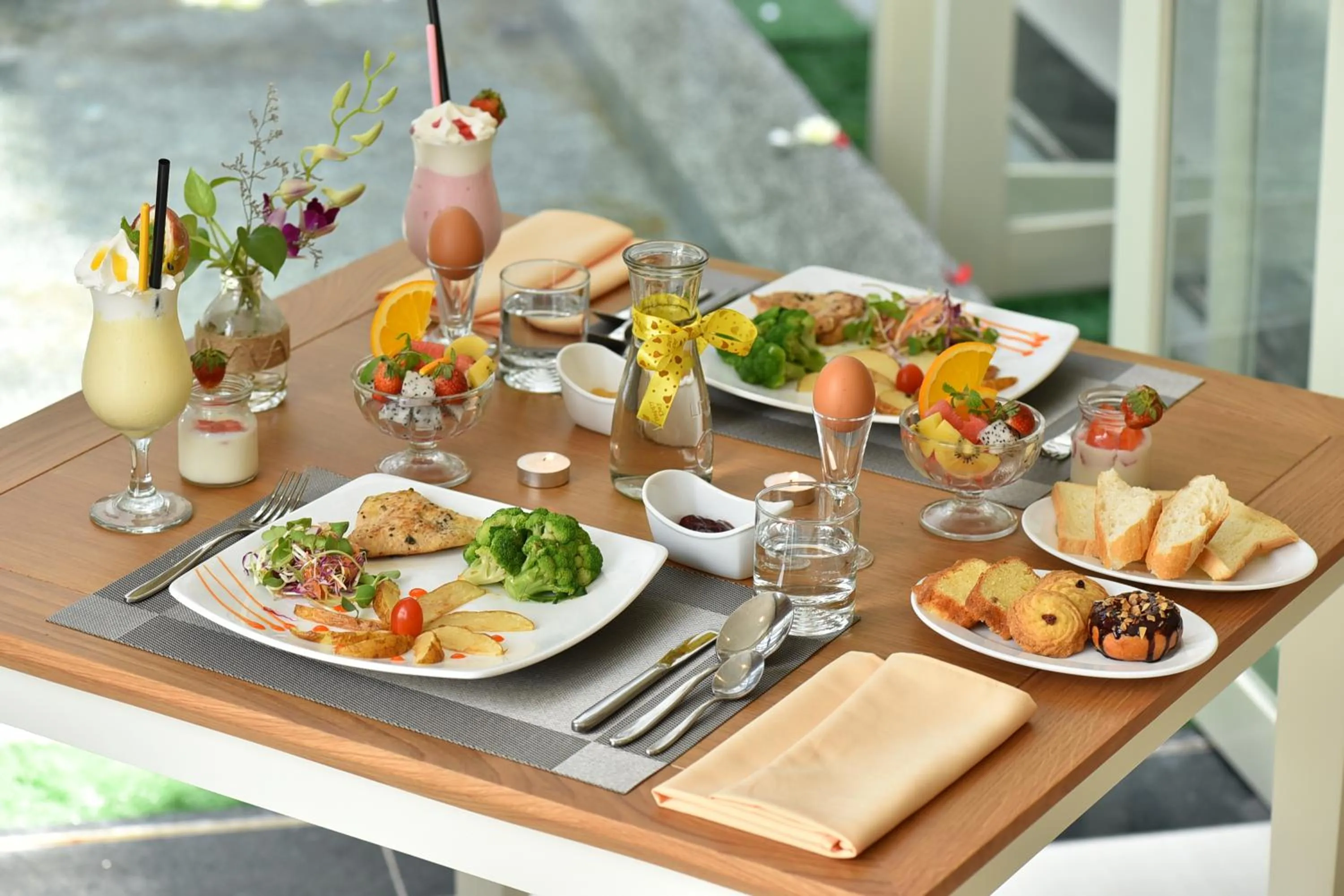 Day in Palmier Hotel - Art House Da Nang