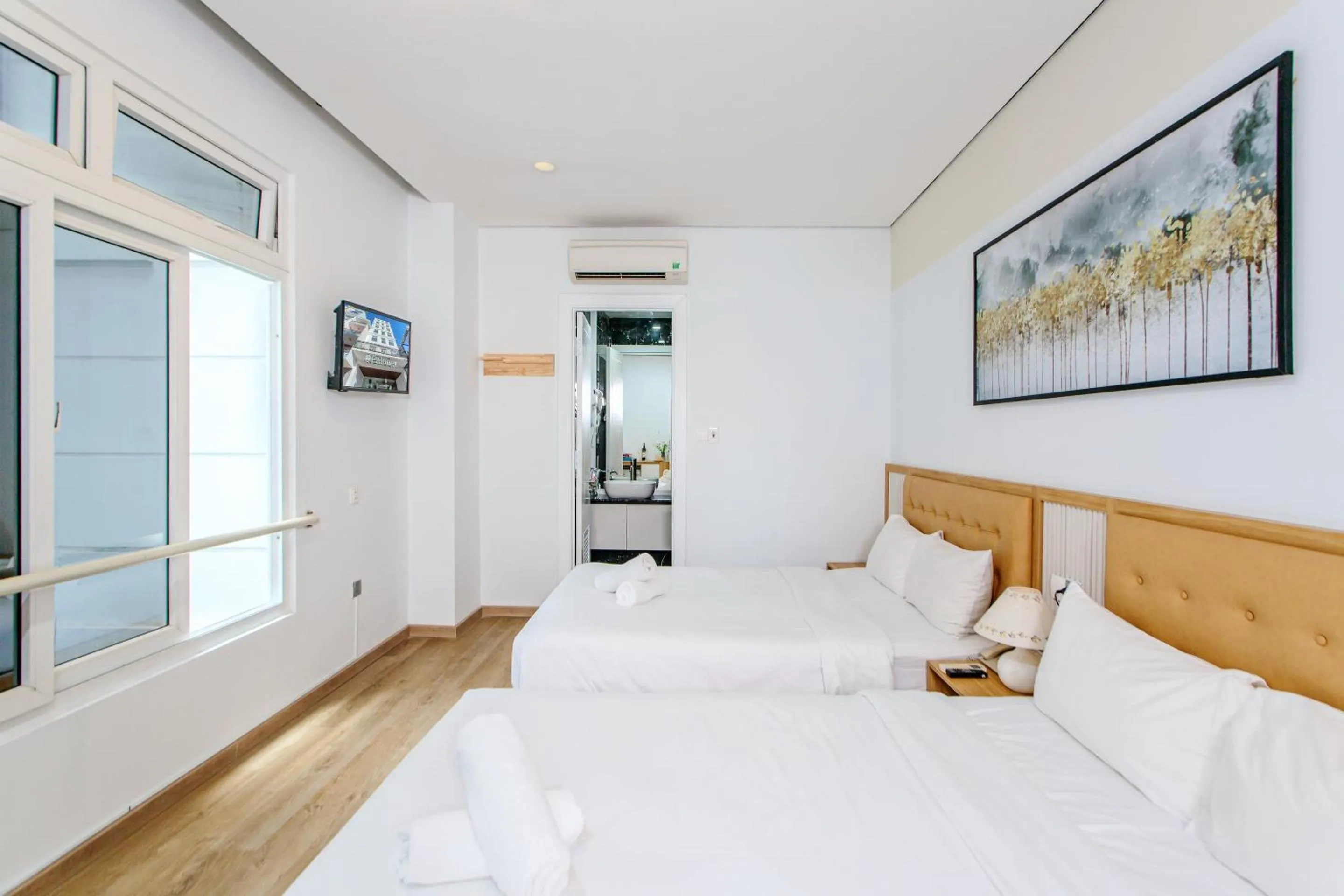 Bedroom, Bed in Palmier Hotel - Art House Da Nang