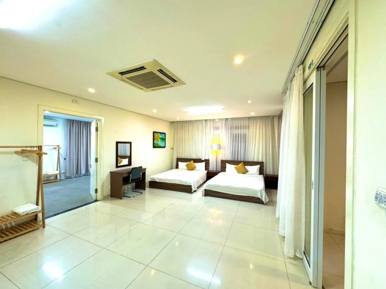 Three-Bedroom Apartment in Palmier Hotel - Art House Da Nang